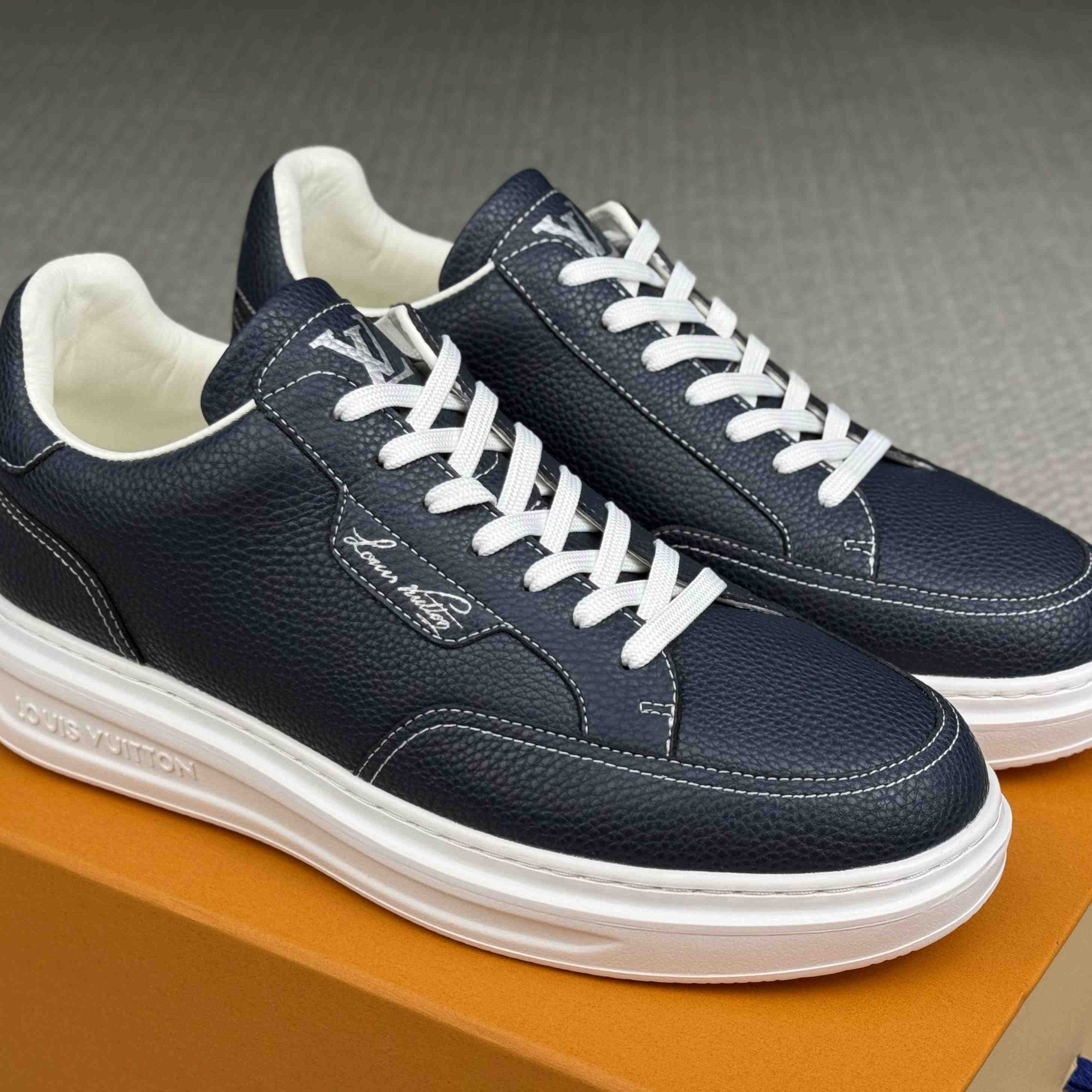 Louis Vuitton Beverly Hills Sneaker 1AJ852 - DesignerGu