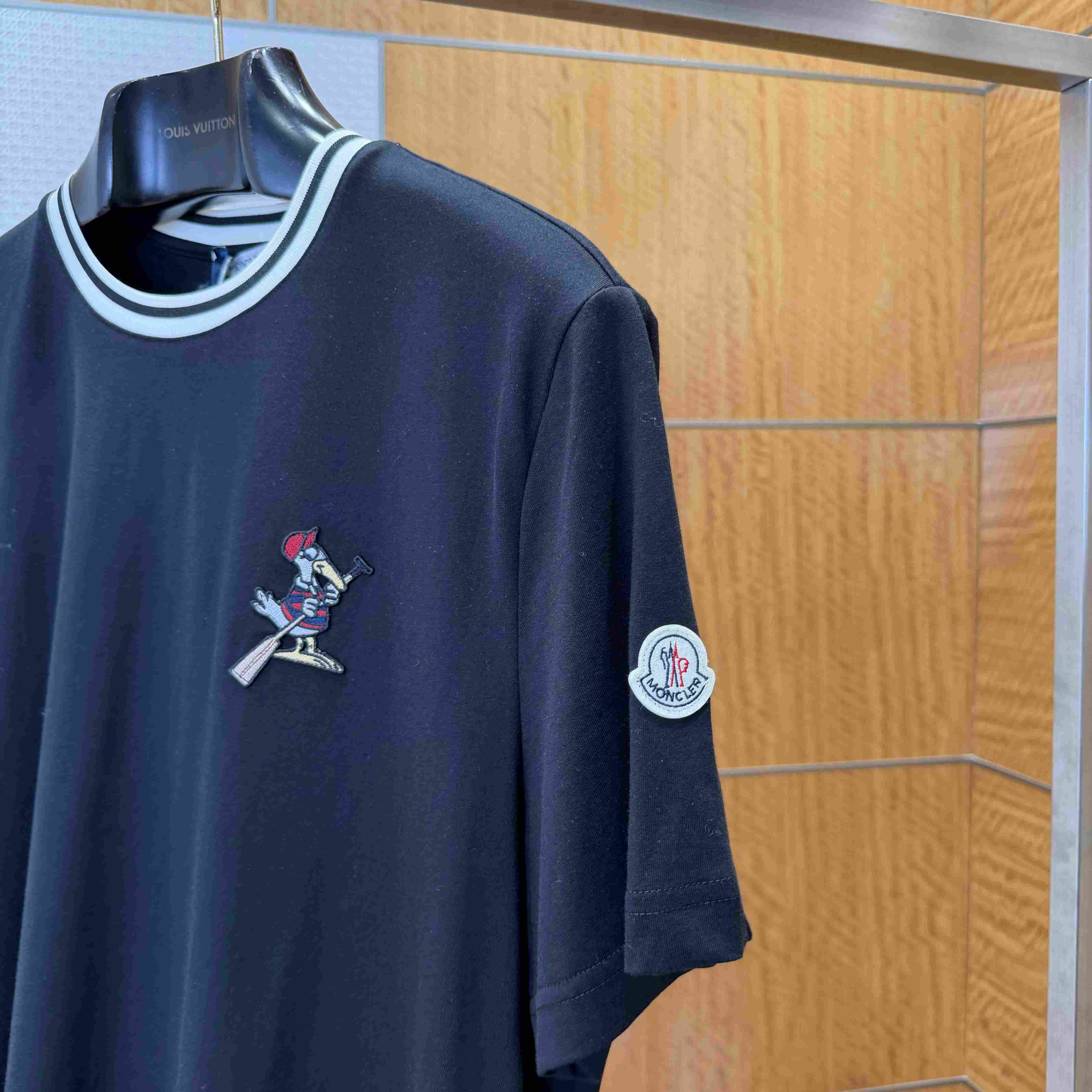 Moncler MonDuck Logo Patch Cotton T-Shirt - DesignerGu