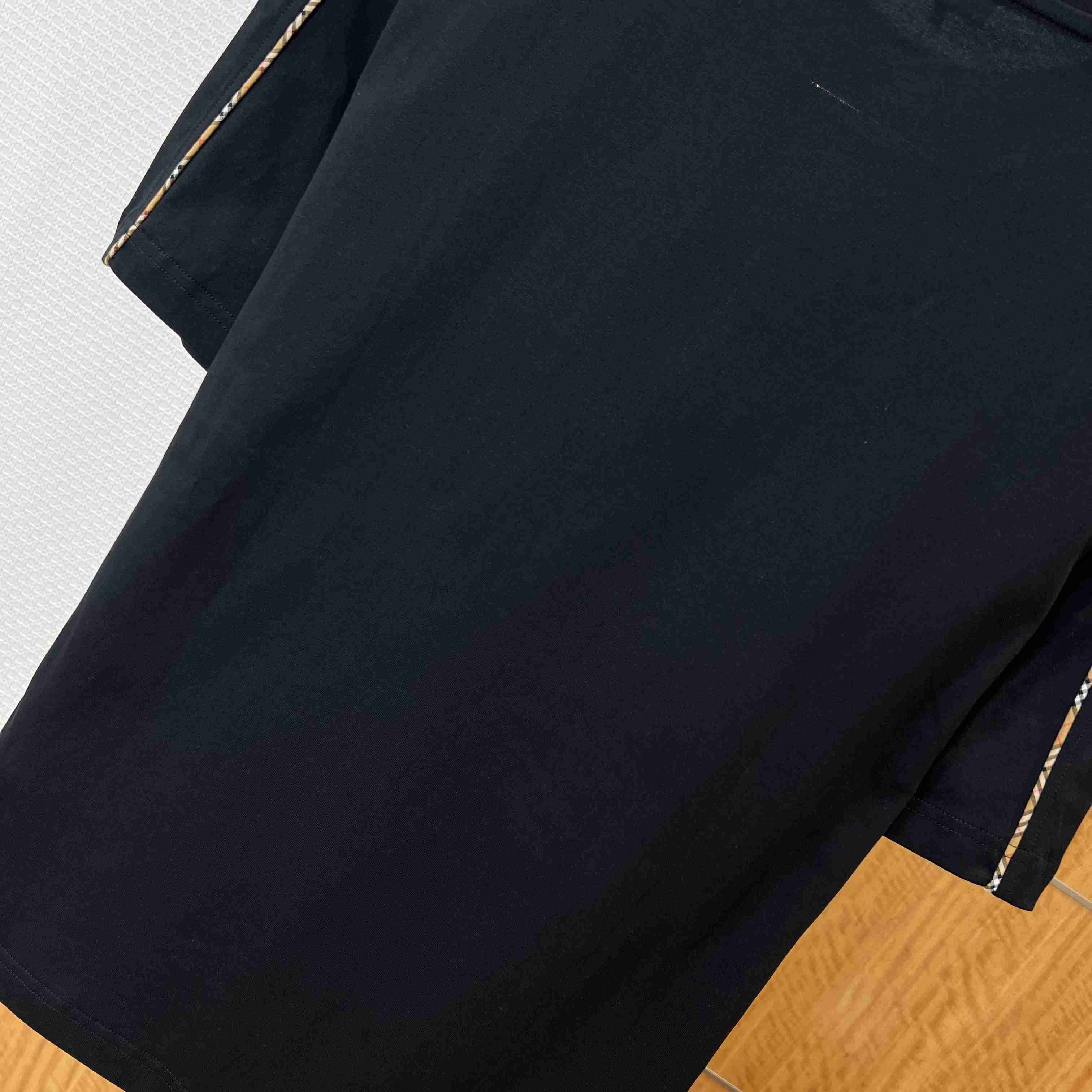Burberry Check Piping Cotton T-shirt - DesignerGu