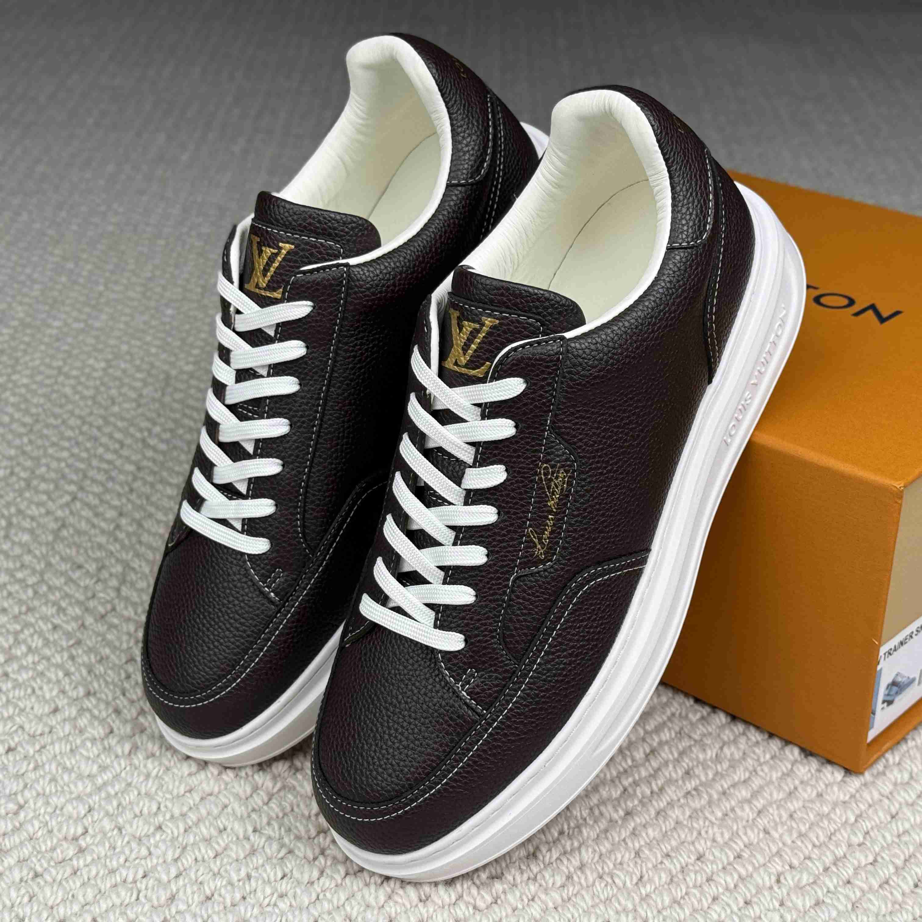 Louis Vuitton Beverly Hills Sneaker 1AJ870 - DesignerGu
