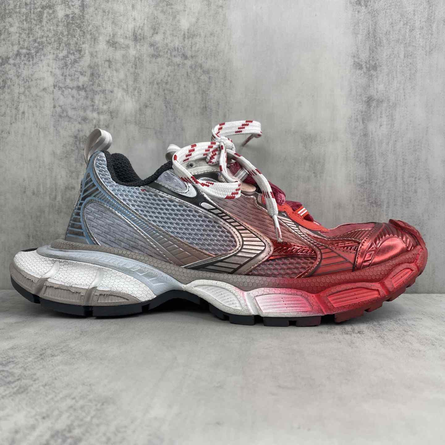 Balenciaga 3XL Toe Spray Sneakers - DesignerGu