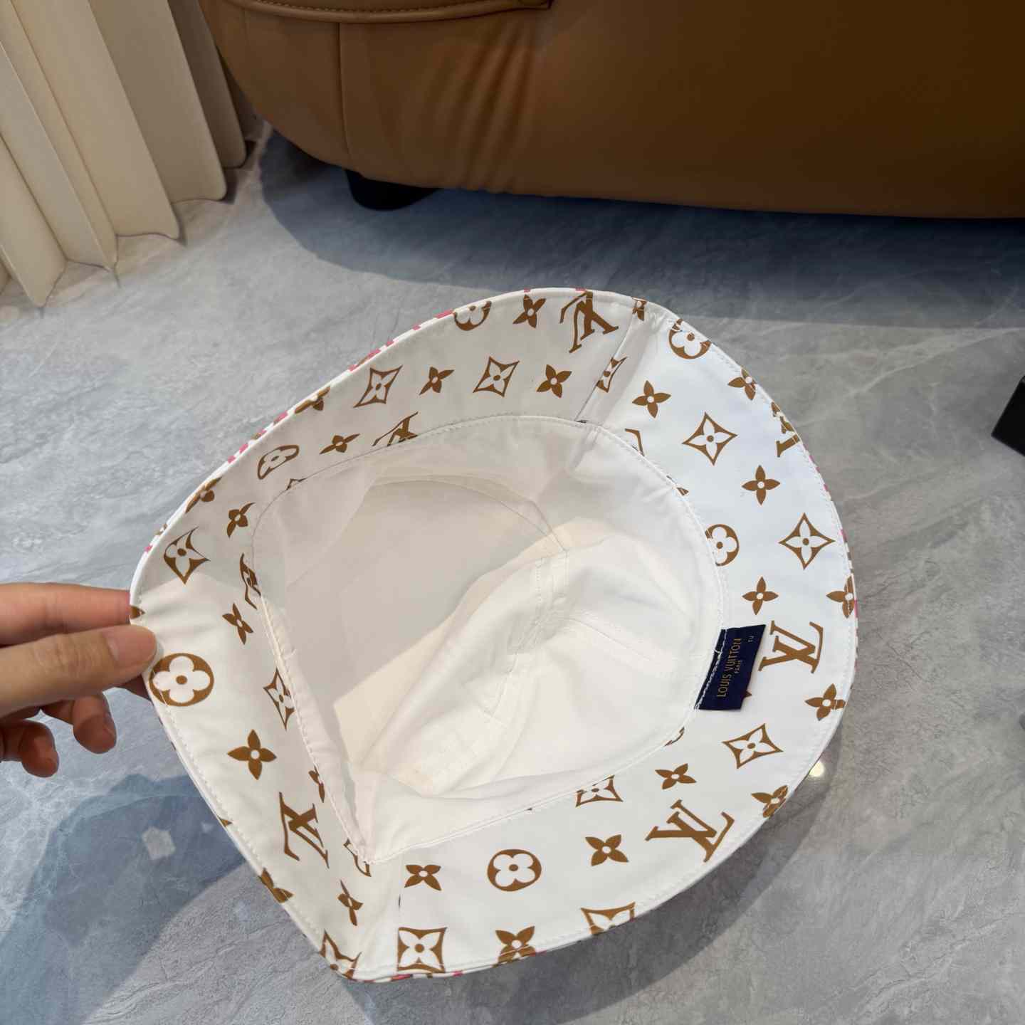 Louis Vuitton LV Script Bucket Hat  - DesignerGu