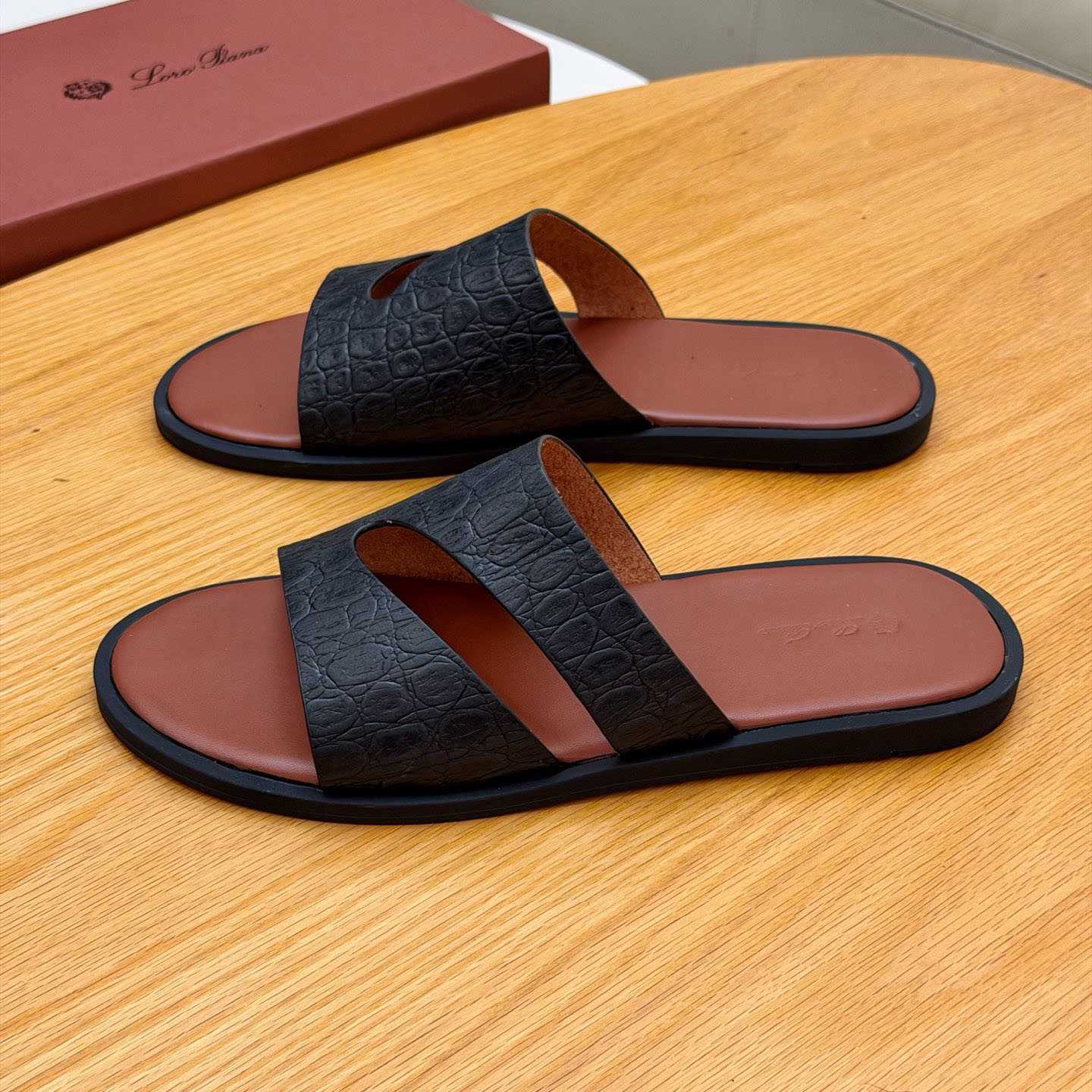Loro Piana Pilat Plain Walk Sandal - DesignerGu