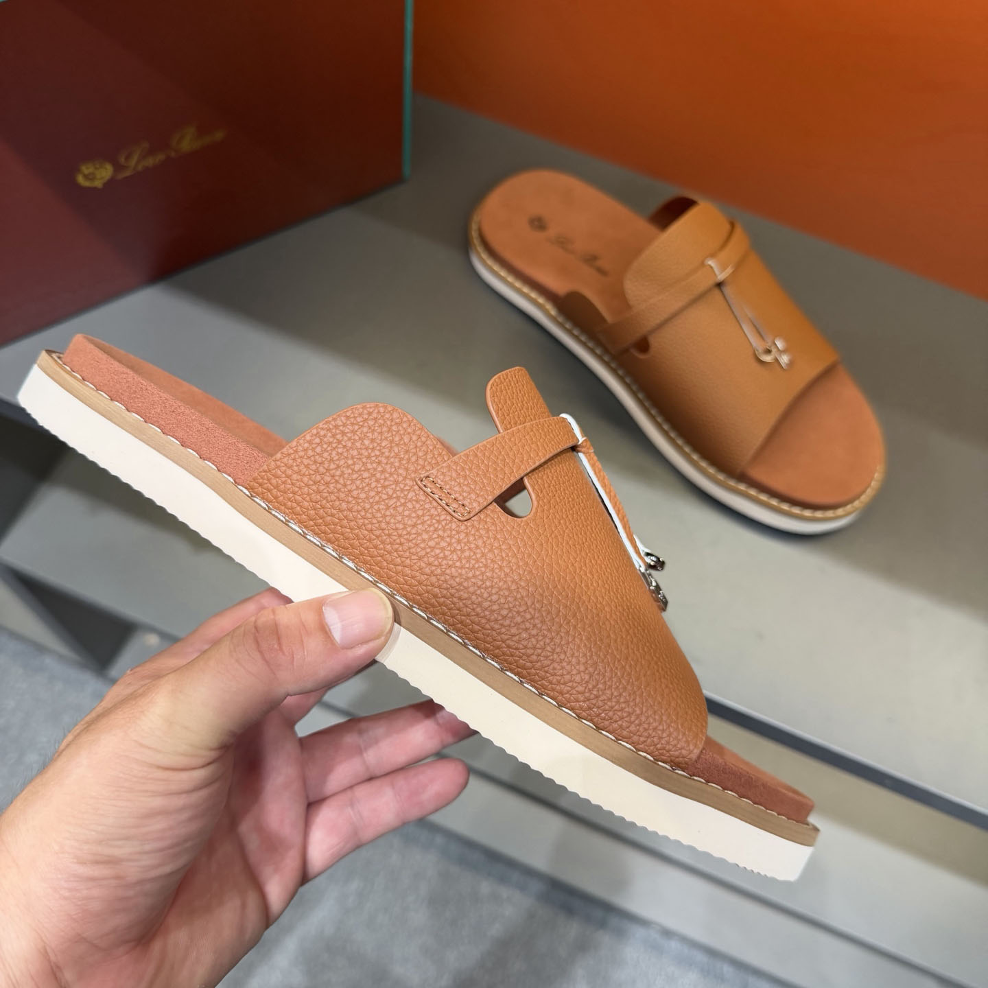 Loro Piana 