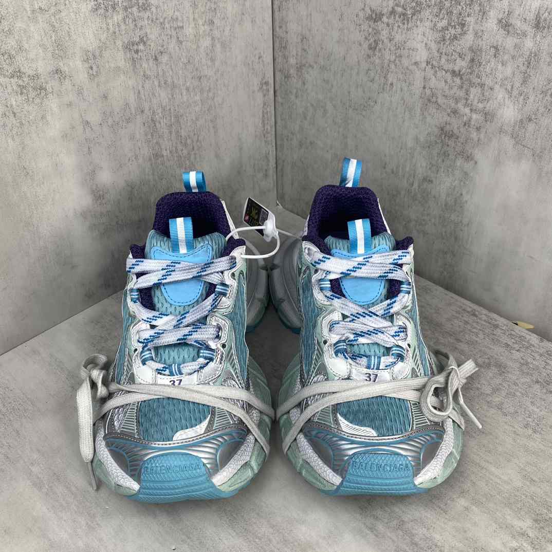  Balenciaga 3XL Sneaker 'Worn-Out - White Light Blue' - DesignerGu