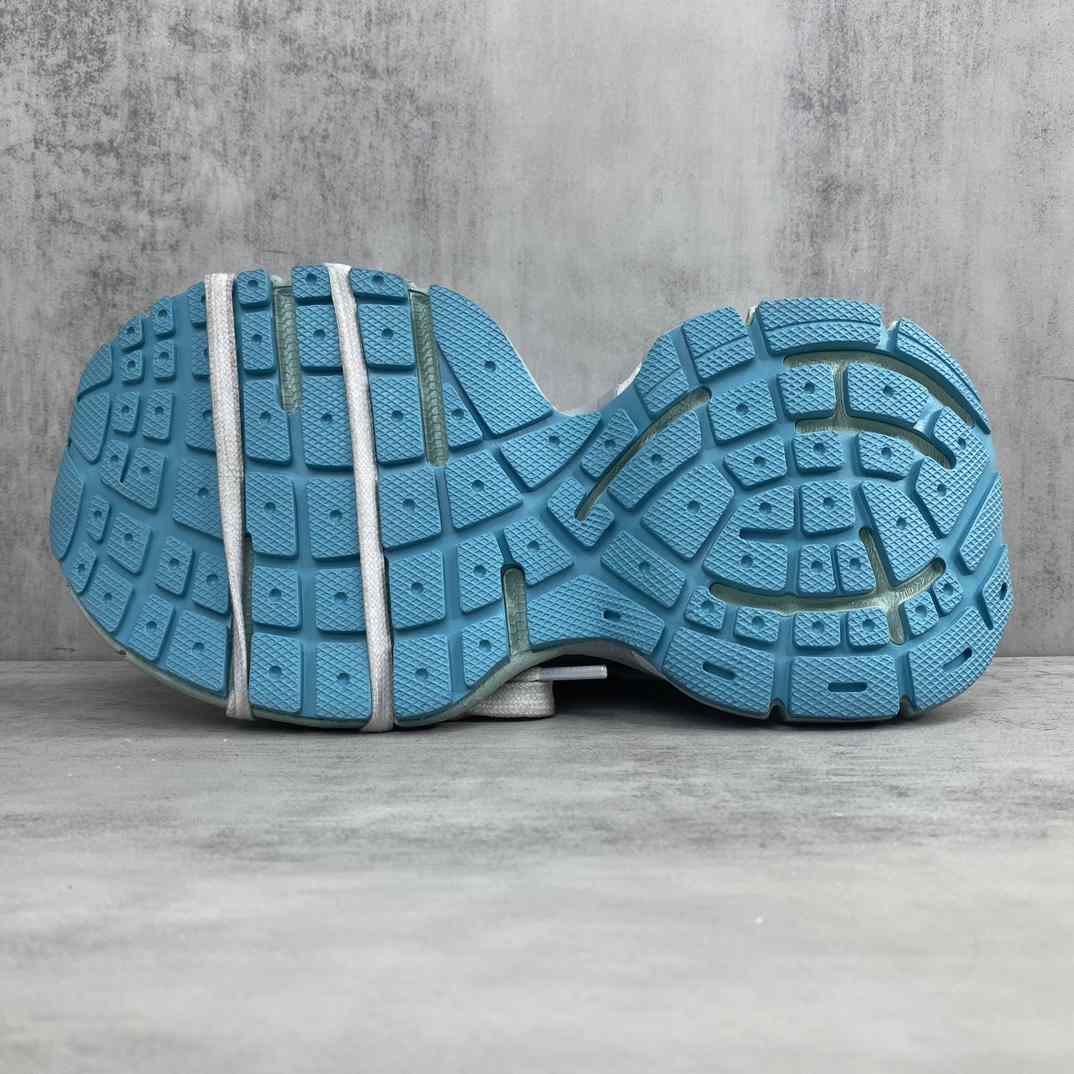  Balenciaga 3XL Sneaker 'Worn-Out - White Light Blue' - DesignerGu