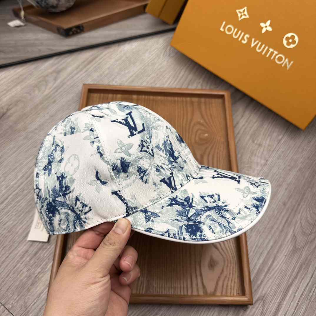 Louis Vuitton Baseball Cap - DesignerGu