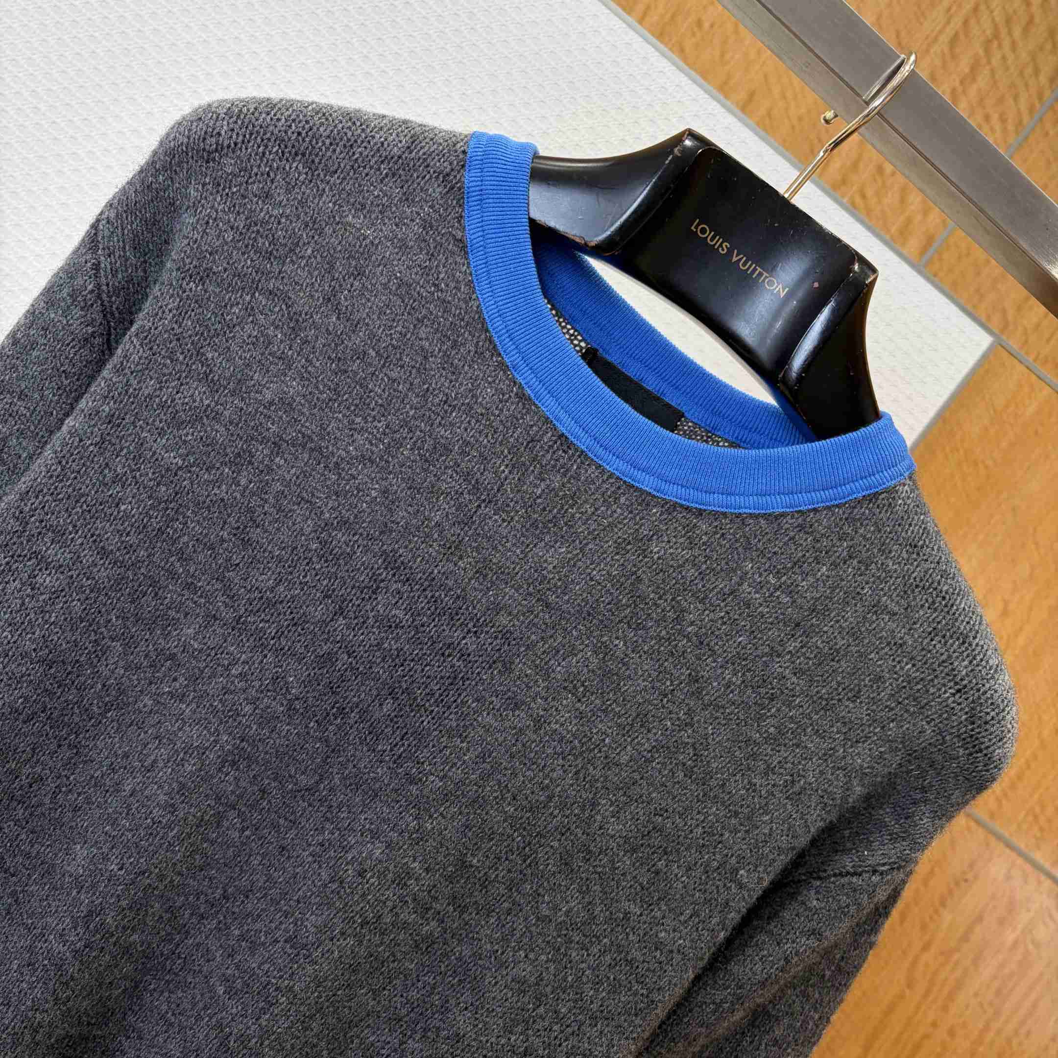 Prada Cashmere Crew-Neck Sweater - DesignerGu