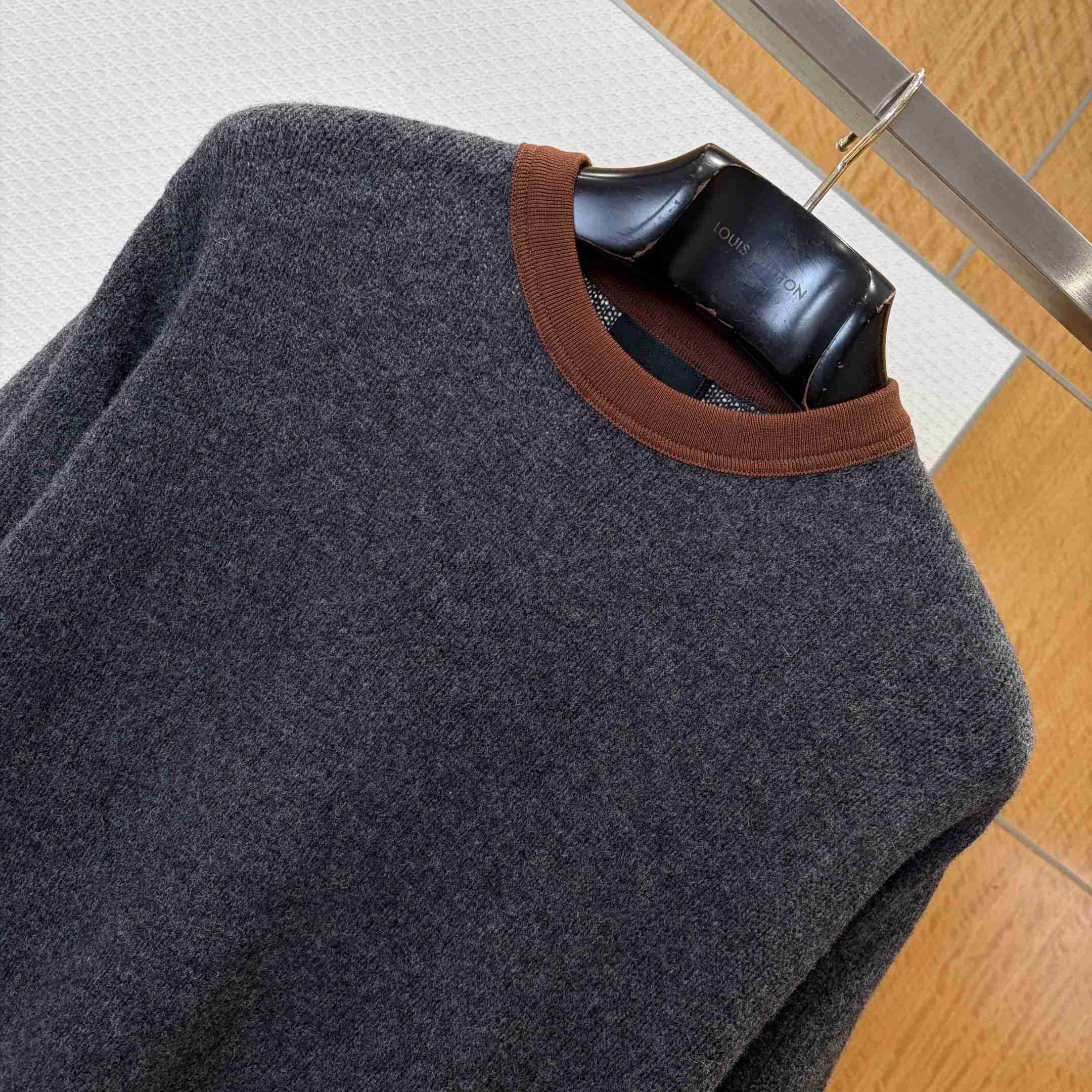 Prada Cashmere Crew-Neck Sweater - DesignerGu