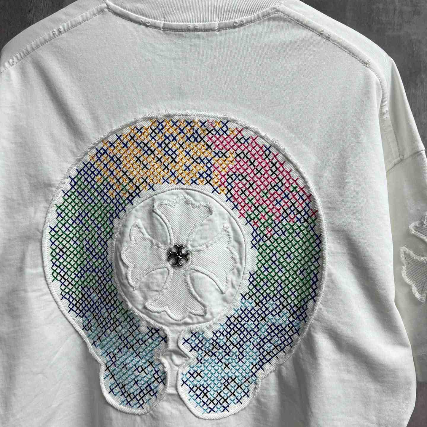 Chrome Hearts Colorful Embroidered Badge Pattern T-Shirt 'White' - DesignerGu