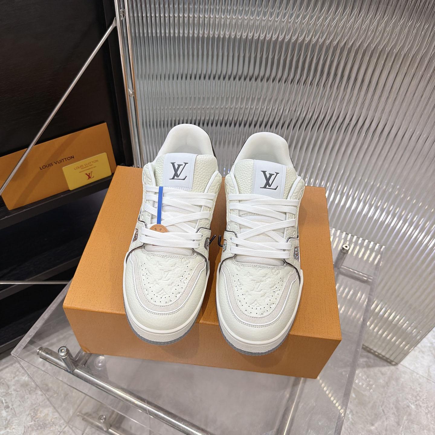 Louis Vuitton LV Trainer Sneaker 1AKCKV - DesignerGu