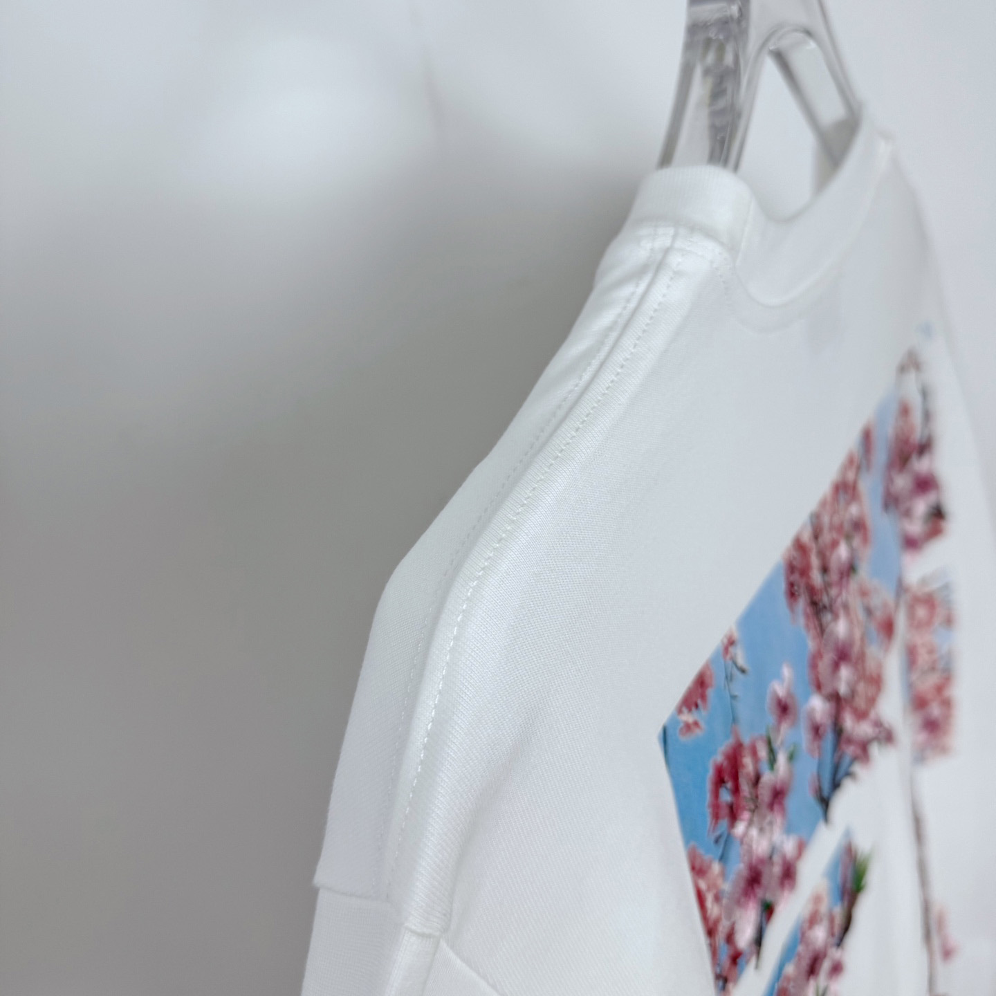 Off-White Embroidered Cherry Blossom Arrow Logo T-Shirt 'White' - DesignerGu