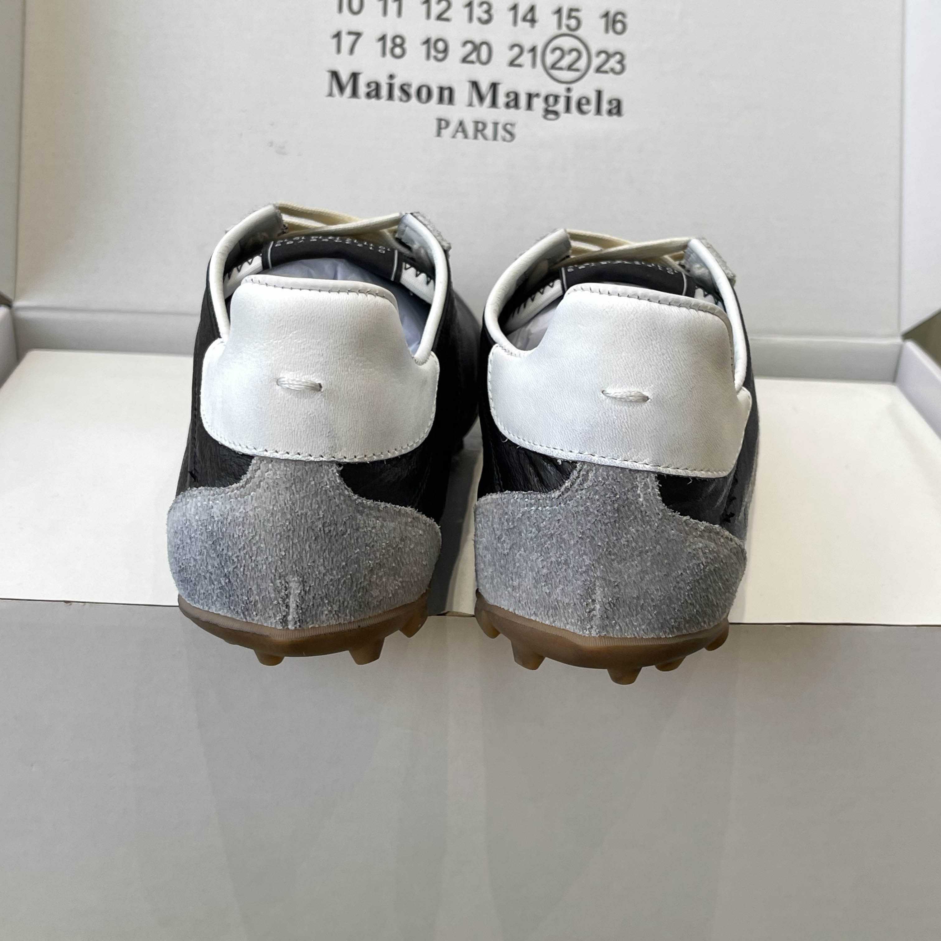 Maison Margiela Black Sprinters Sneakers - DesignerGu