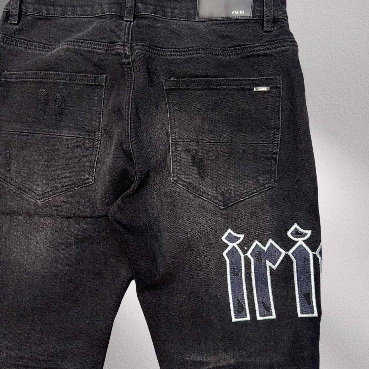 Amiri Jeans GK1003 - DesignerGu