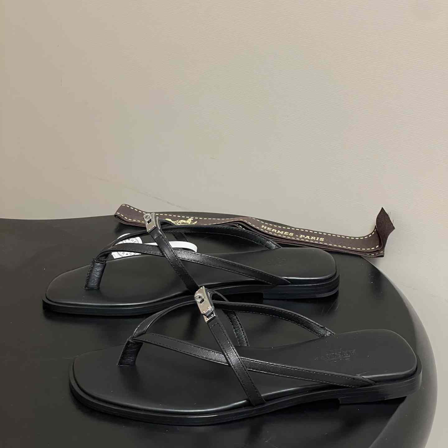 Hermes Miss sandal - DesignerGu