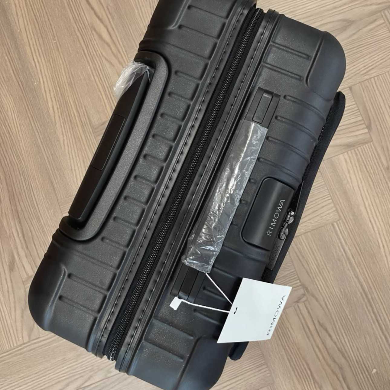 Rimowa Compact  - DesignerGu