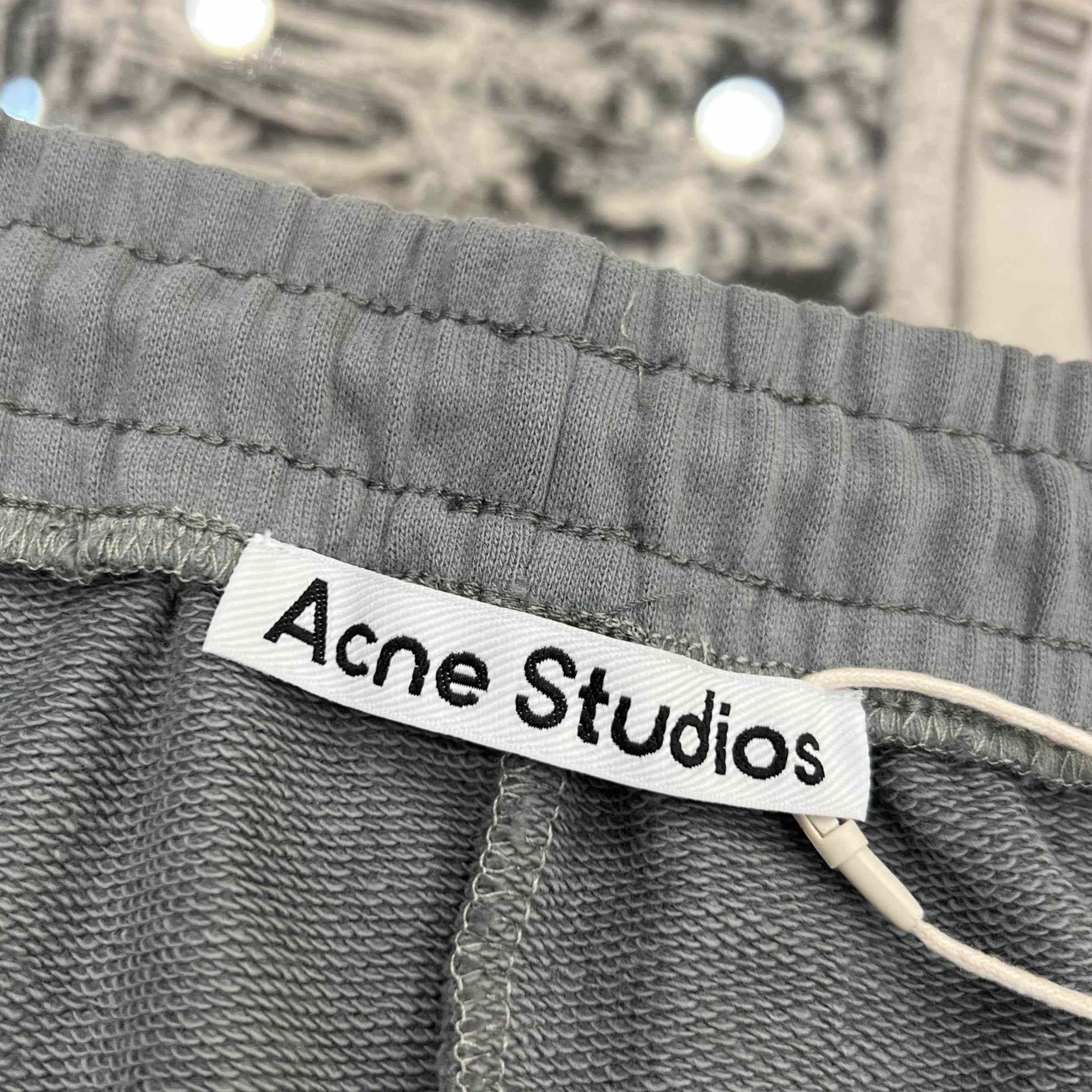 Acne Studios Fleece Shorts With Logo - DesignerGu