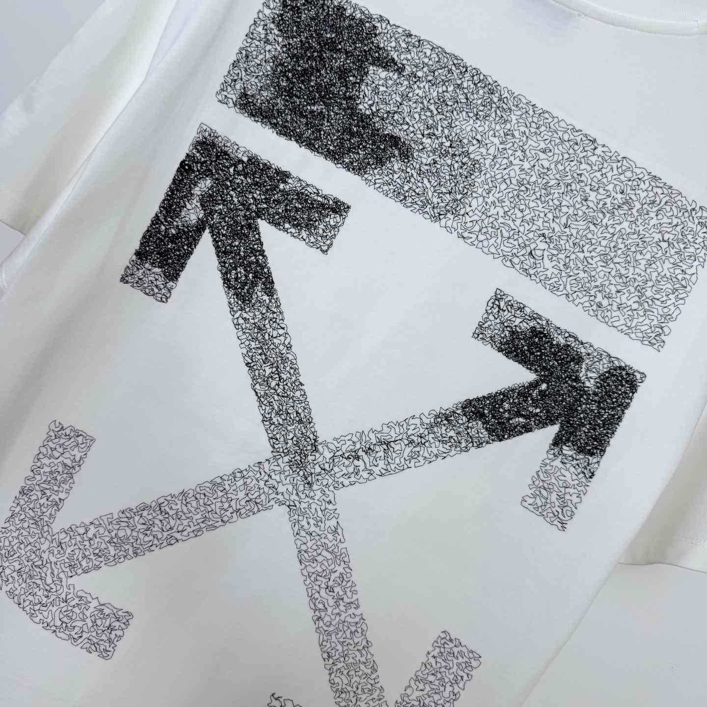 Off-White Scribble Arrows T-Shirt - DesignerGu