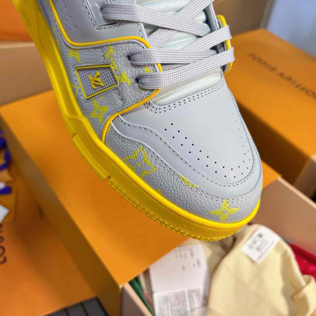 Louis Vuitton LV Trainer Sneaker 1AHTPV（upon uk size） - DesignerGu