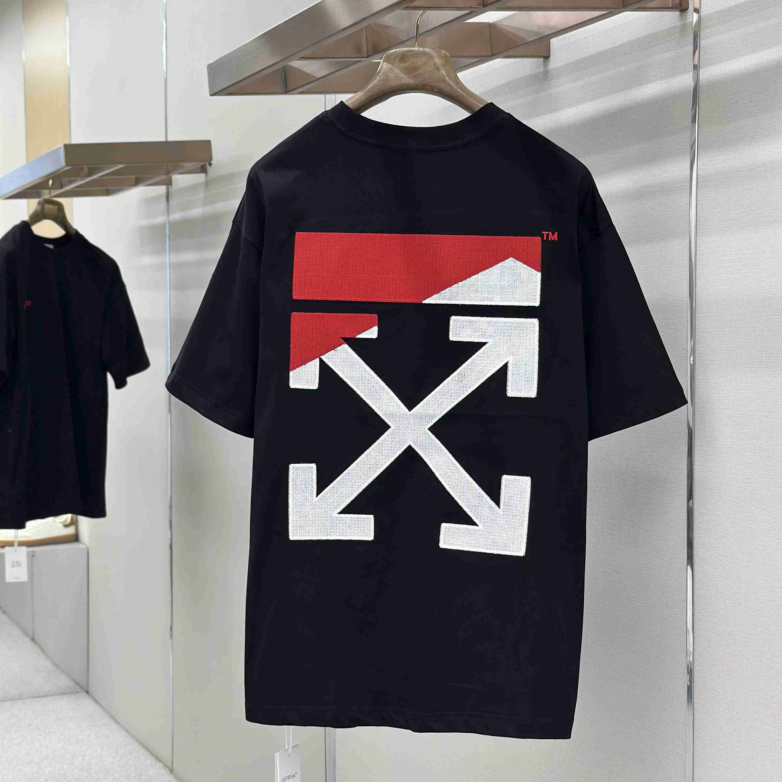 Off-White Split Logo T-Shirt - DesignerGu