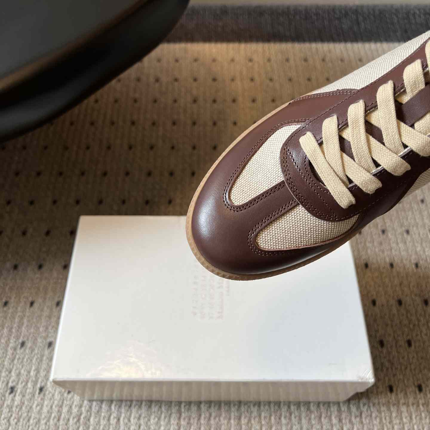 Maison Margiela Replica Sneakers - DesignerGu