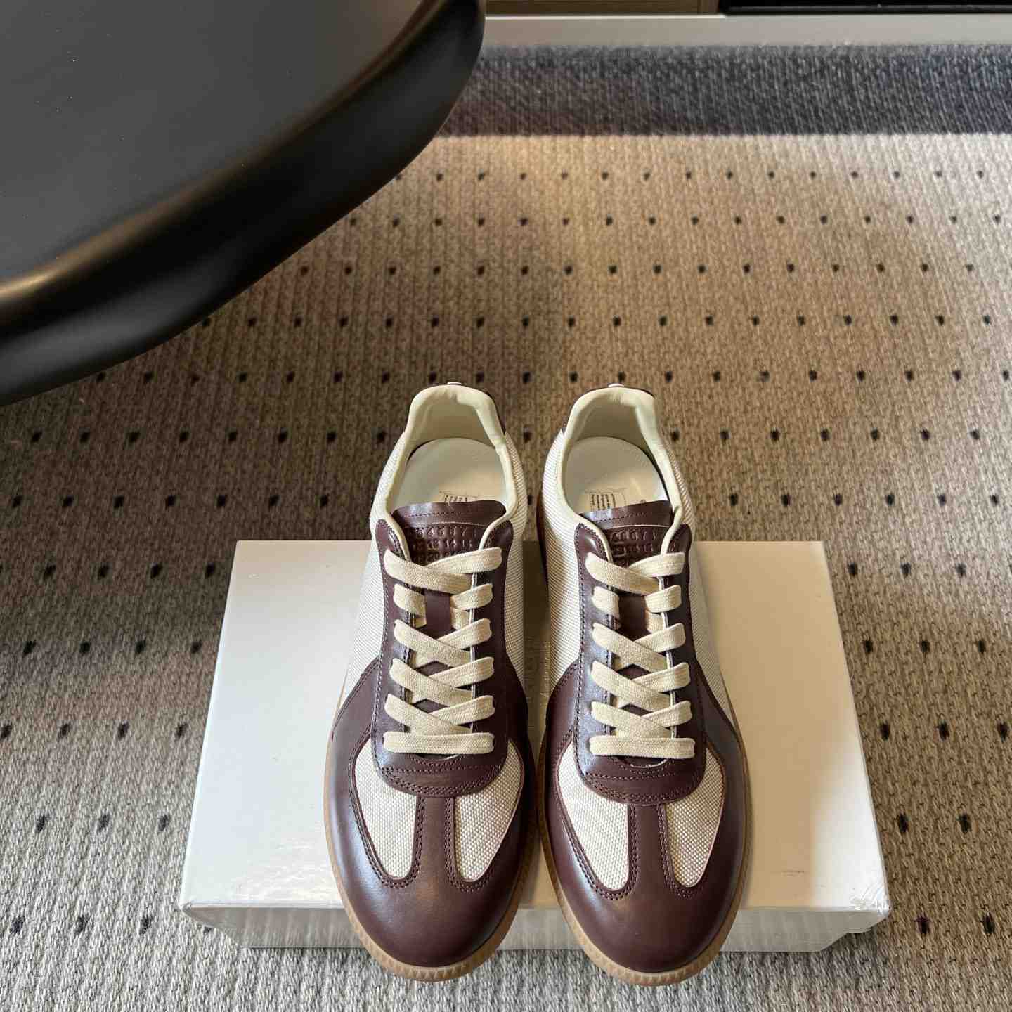 Maison Margiela Replica Sneakers - DesignerGu
