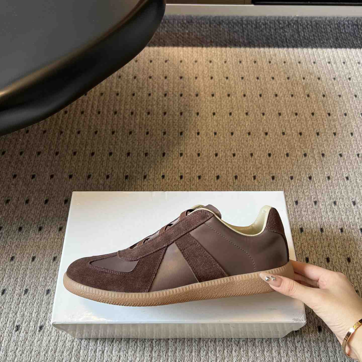Maison Margiela Replica Sneakers - DesignerGu