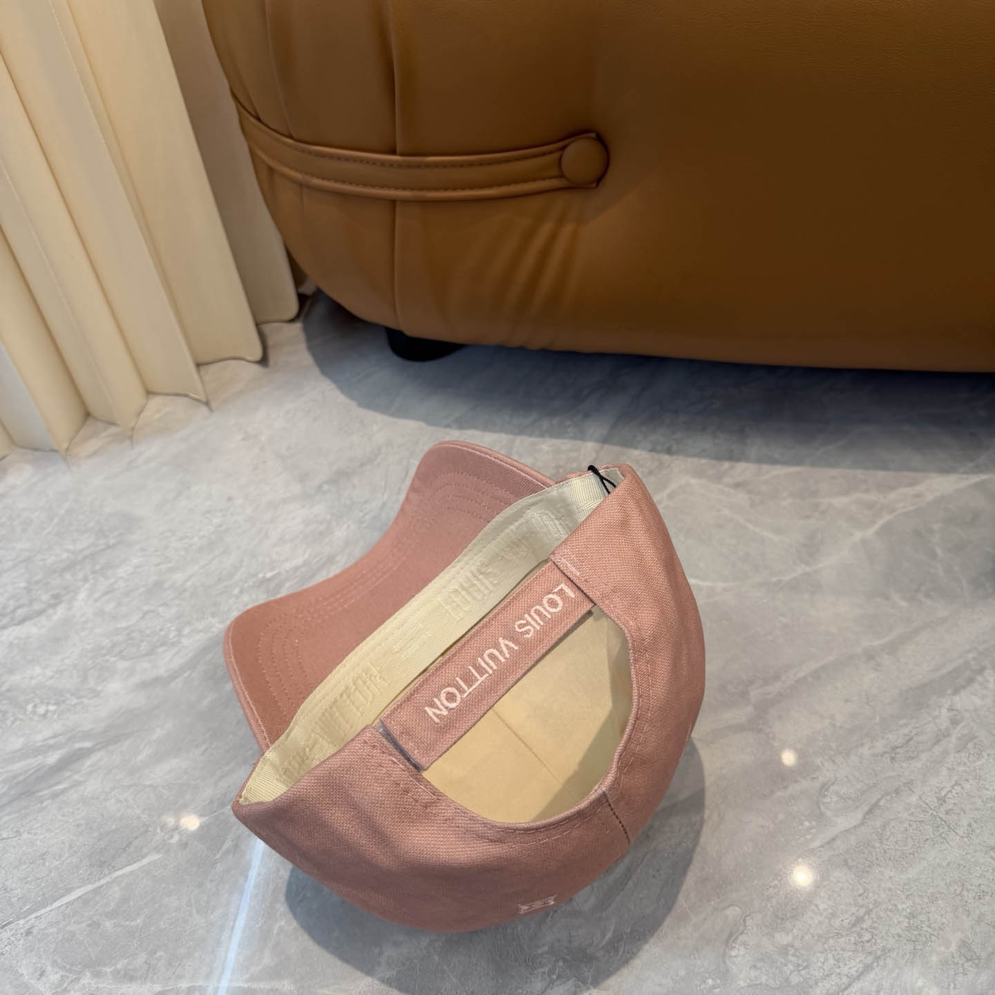 Louis Vuitton Cap - DesignerGu