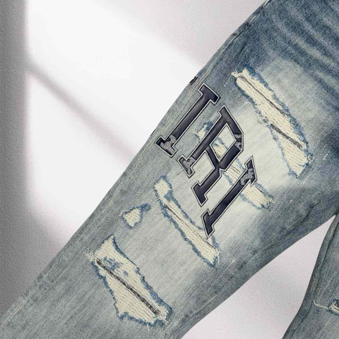 Amiri Jeans GK1002 - DesignerGu
