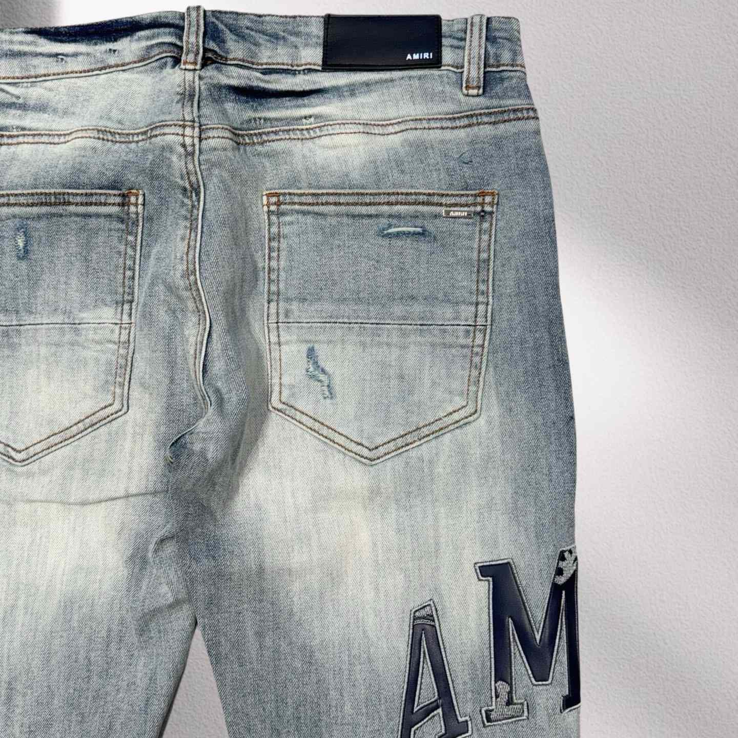 Amiri Jeans GK1002 - DesignerGu