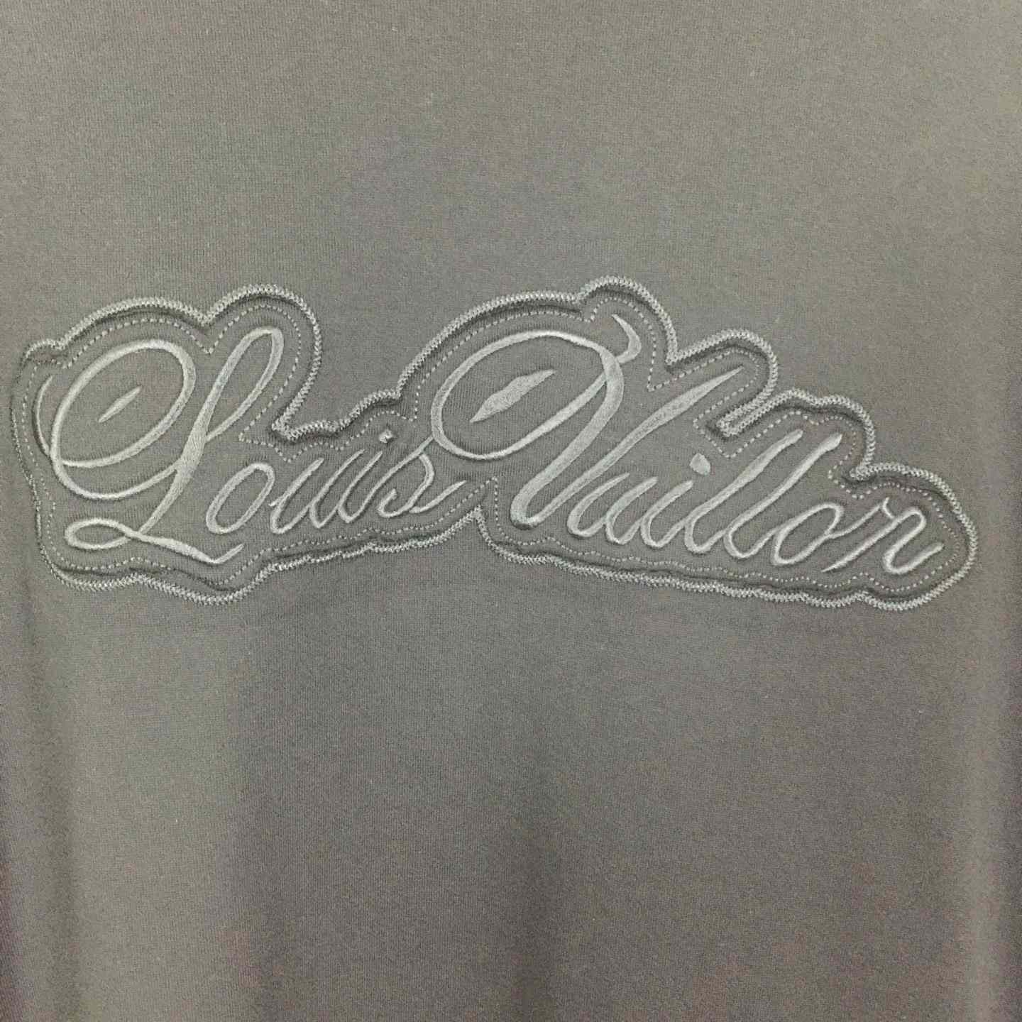 Louis Vuitton Logo Cotton T-Shirt  - DesignerGu