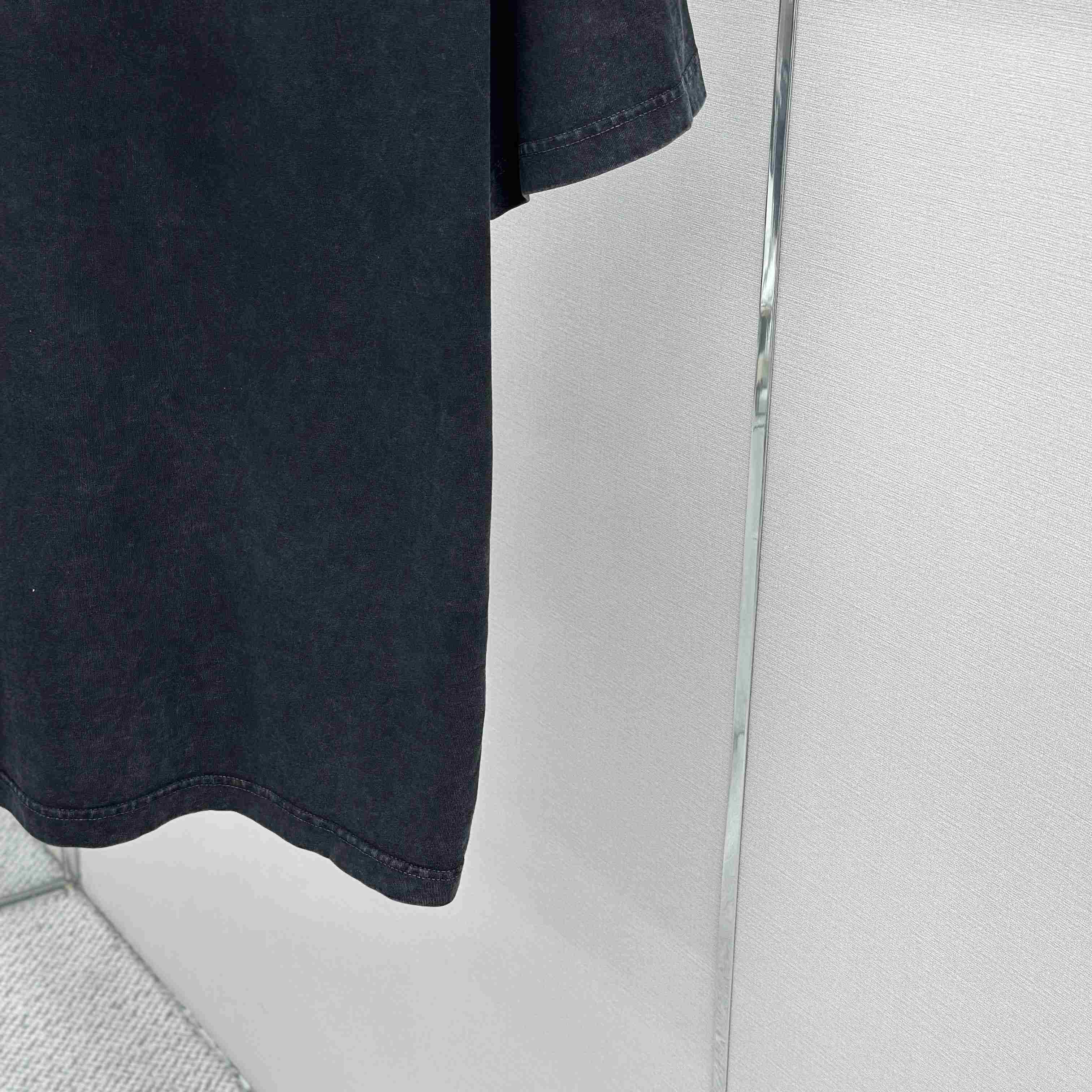 Off-White Art Print Twill T-Shirt - DesignerGu