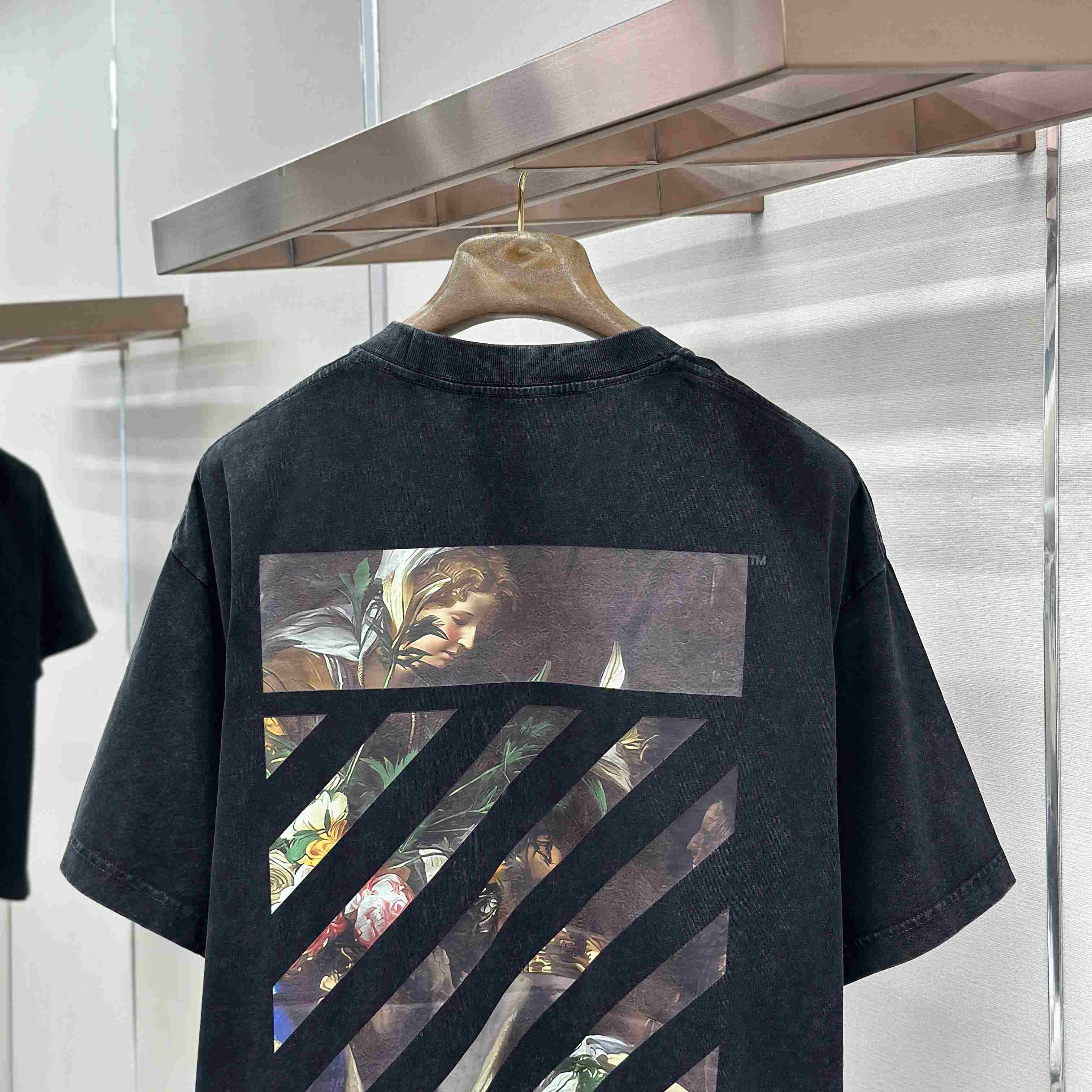 Off-White Art Print Twill T-Shirt - DesignerGu