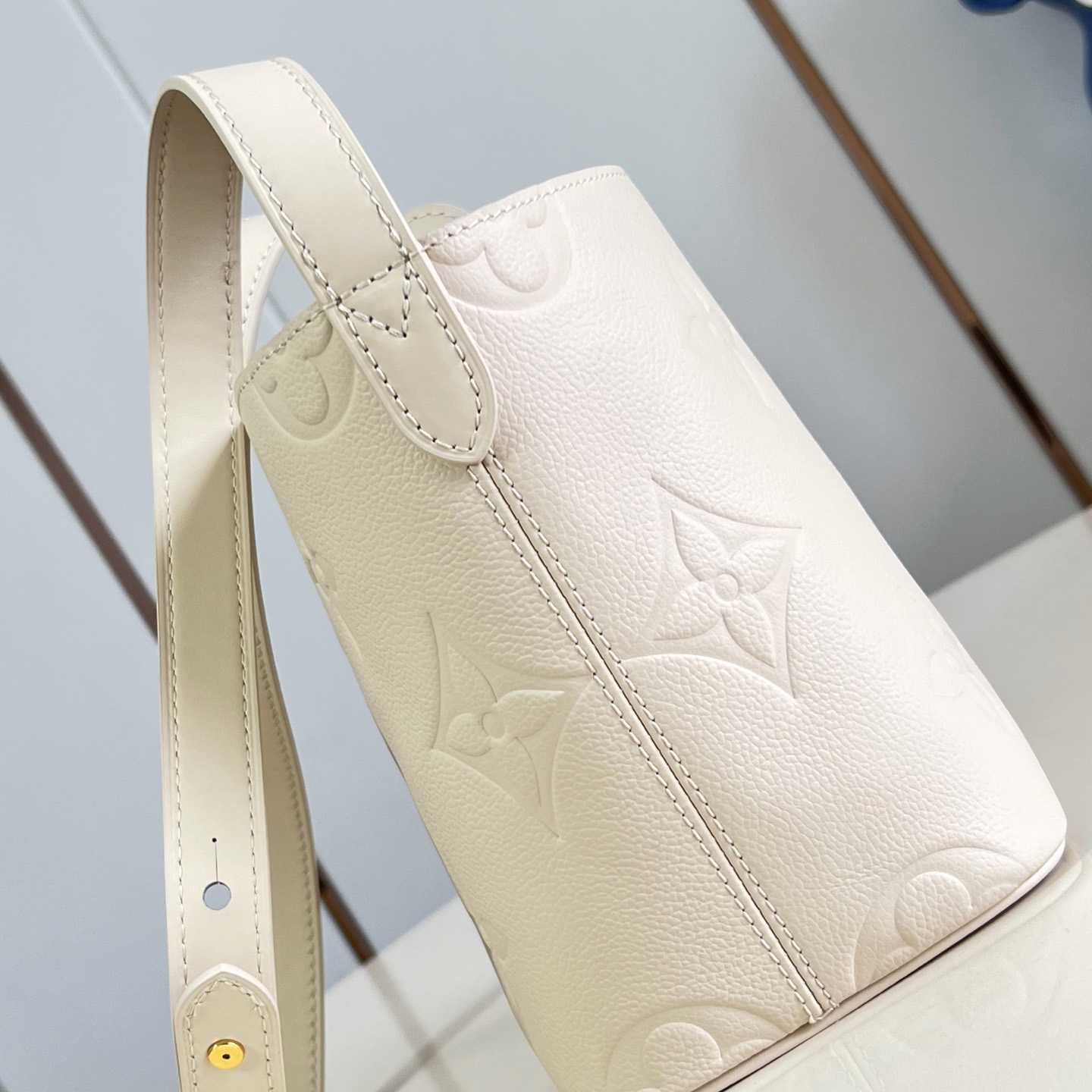 Louis Vuitton All In BB M2A356 - DesignerGu