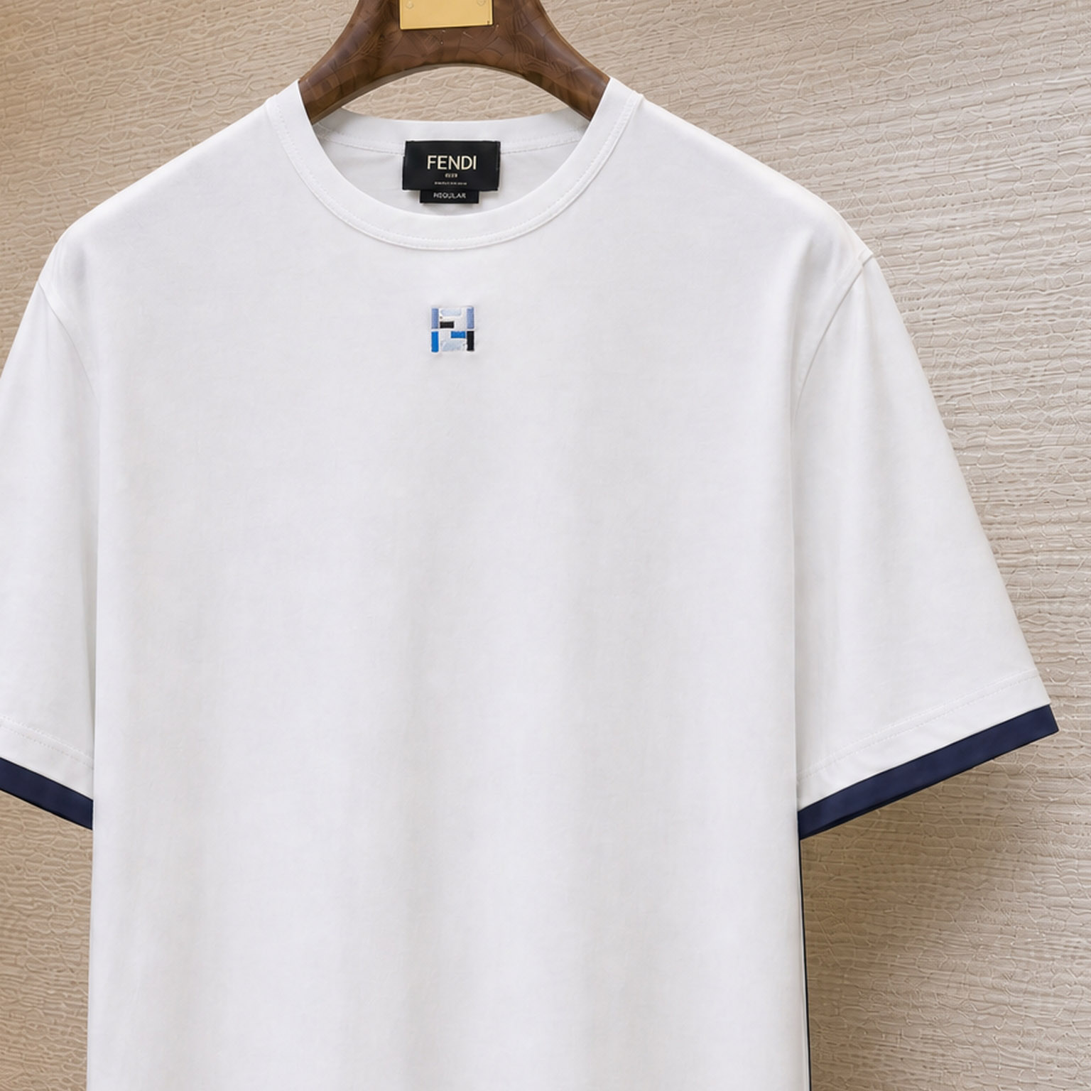 Fendi  White And blue Cotton T-shirt - DesignerGu