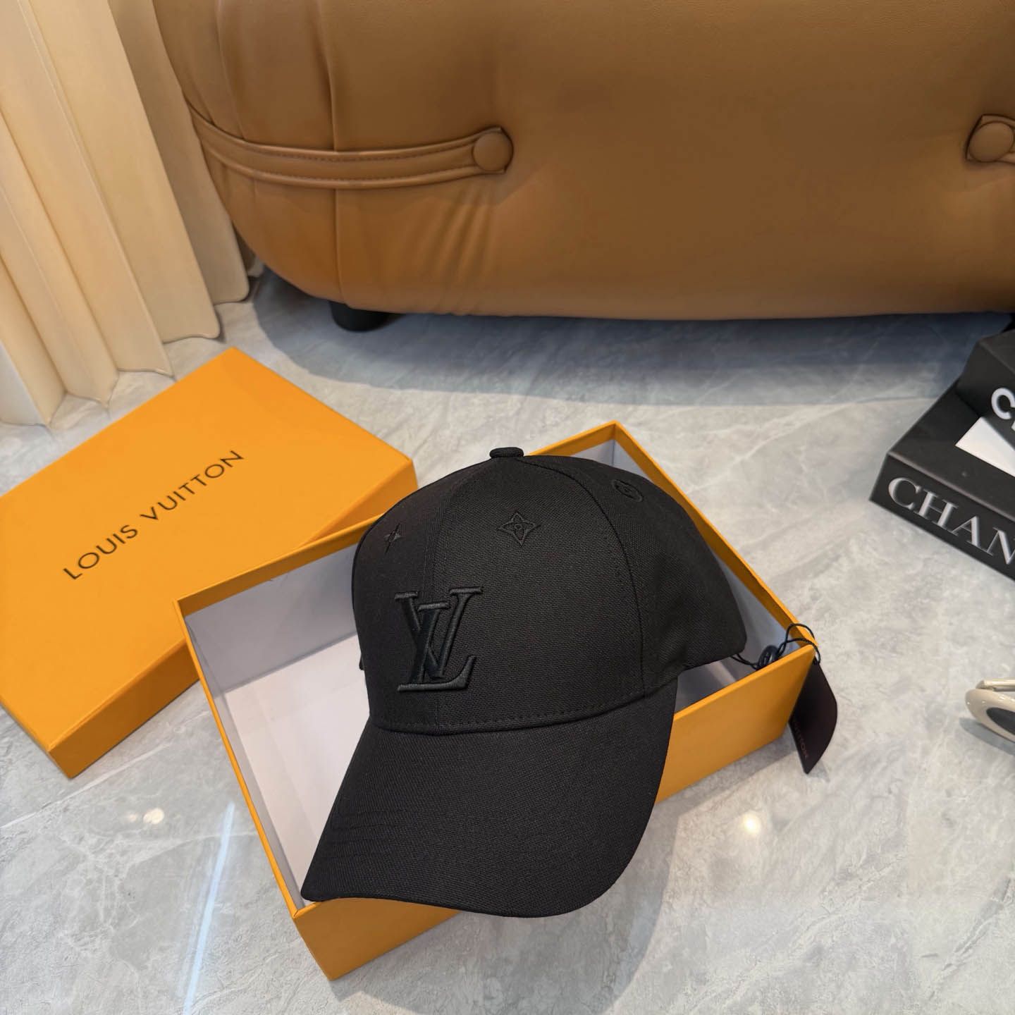 Louis Vuitton Cap - DesignerGu