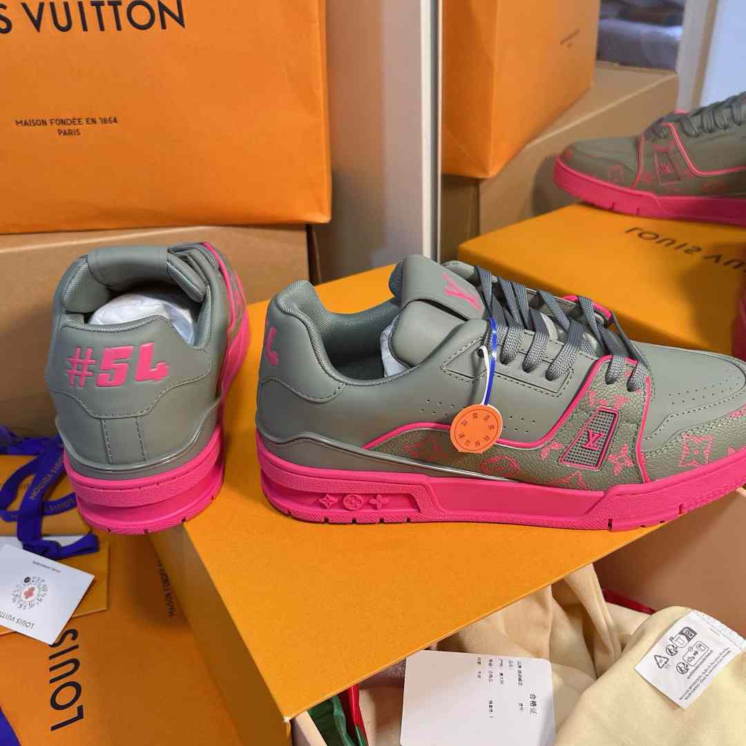 Louis Vuitton LV Trainer Sneaker 1AHTPD（upon uk size） - DesignerGu