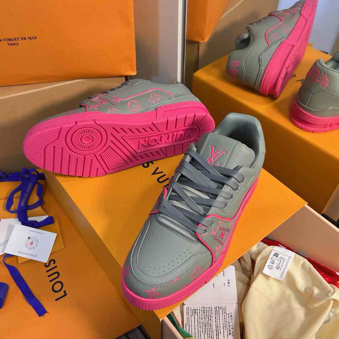 Louis Vuitton LV Trainer Sneaker 1AHTPD（upon uk size） - DesignerGu