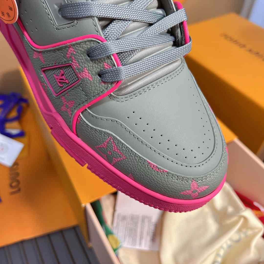Louis Vuitton LV Trainer Sneaker 1AHTPD（upon uk size） - DesignerGu