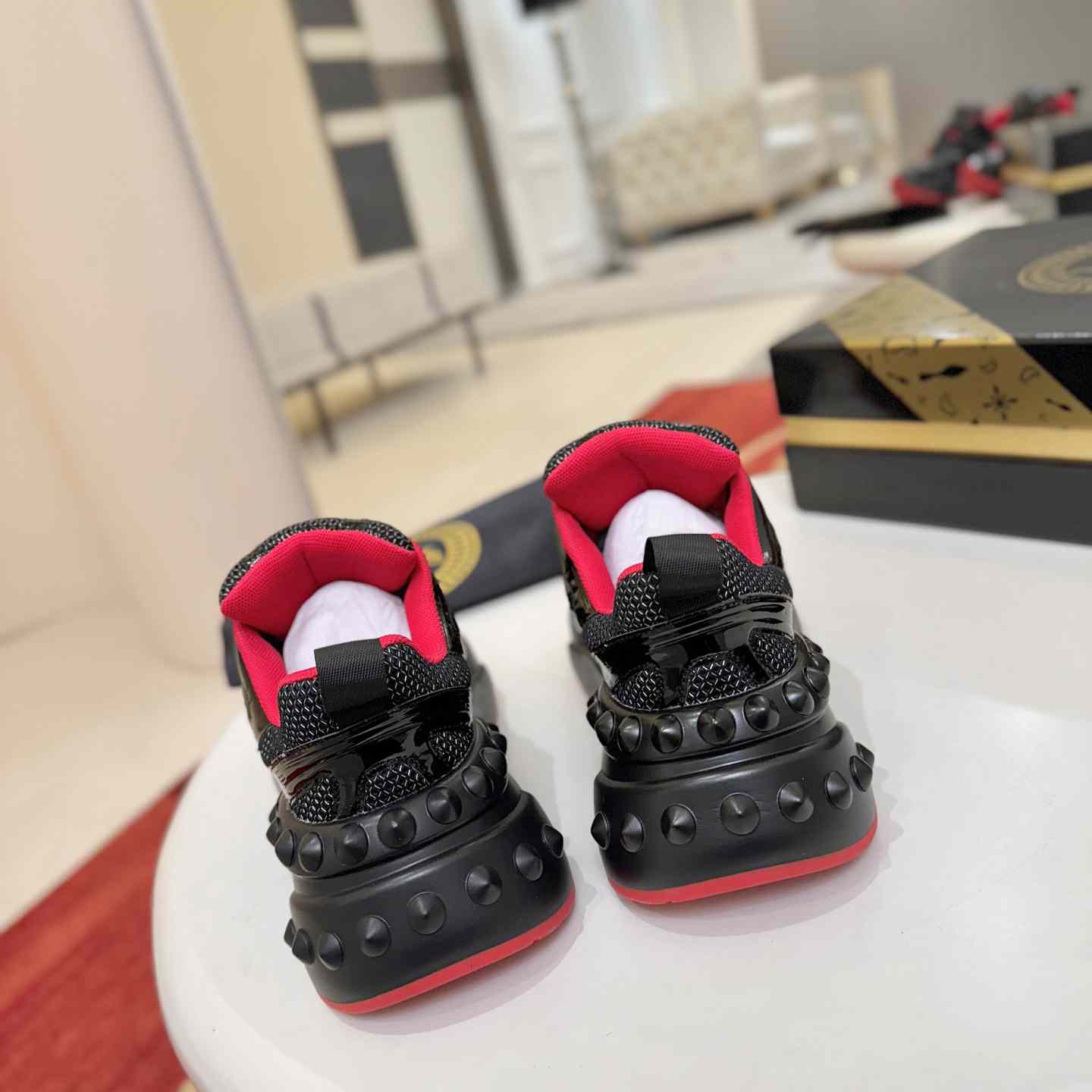 Christian Louboutin So Flo Patent Leather Sneakers - DesignerGu