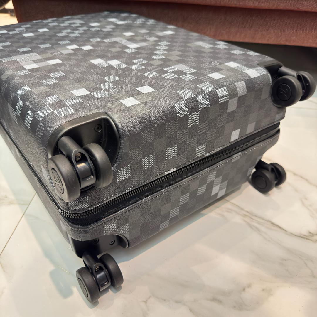 Louis Vuitton Horizon 55 - DesignerGu