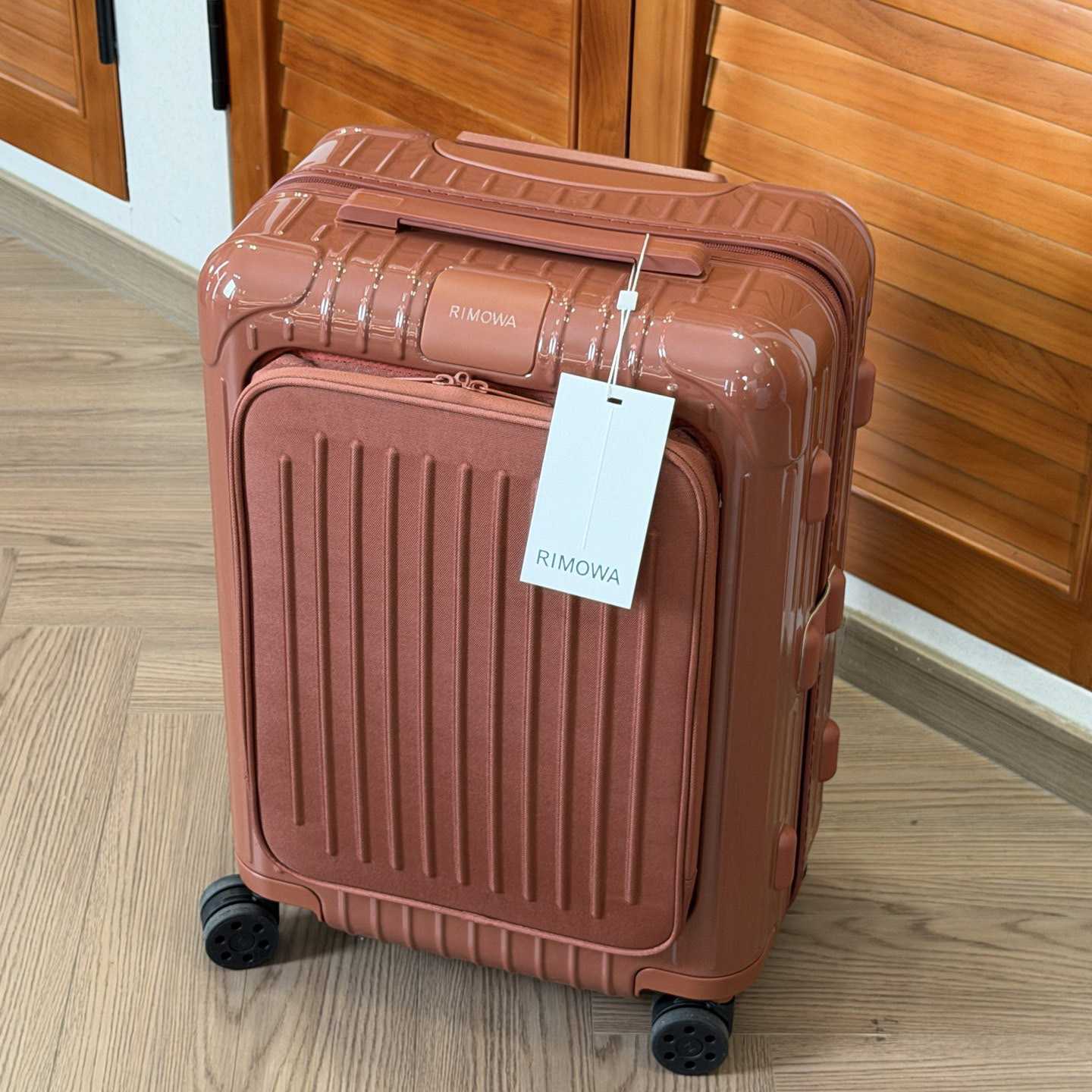 Rimowa Cabin - DesignerGu