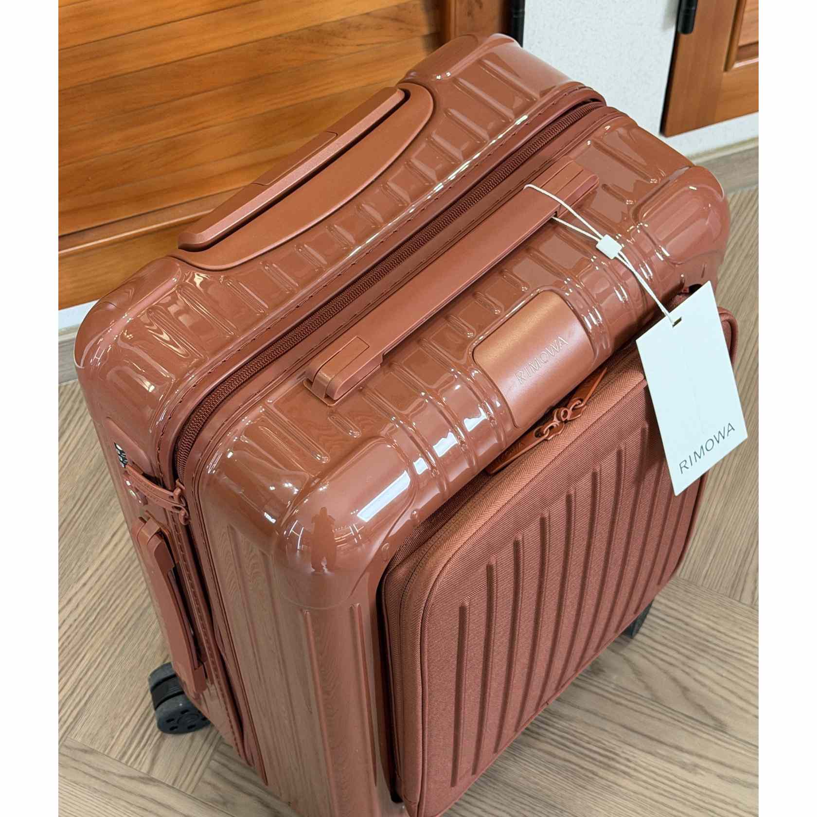 Rimowa Cabin - DesignerGu