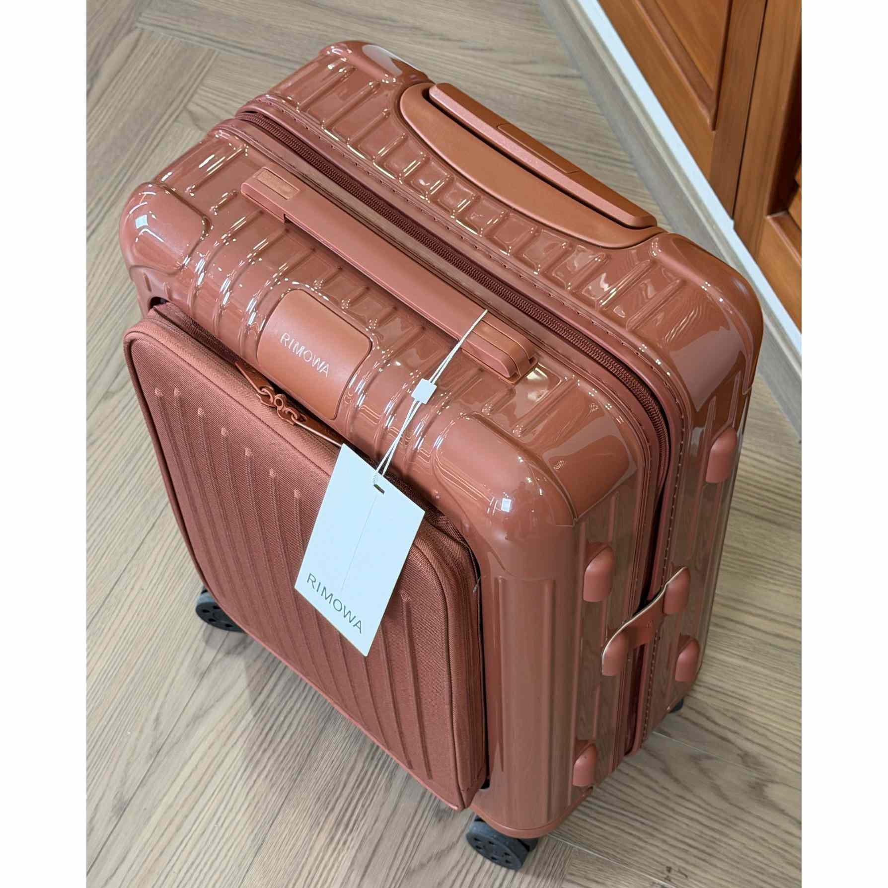 Rimowa Cabin - DesignerGu
