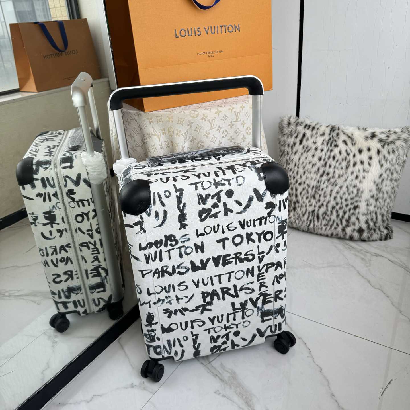 Louis Vuitton Horizon 55 N40795 - DesignerGu