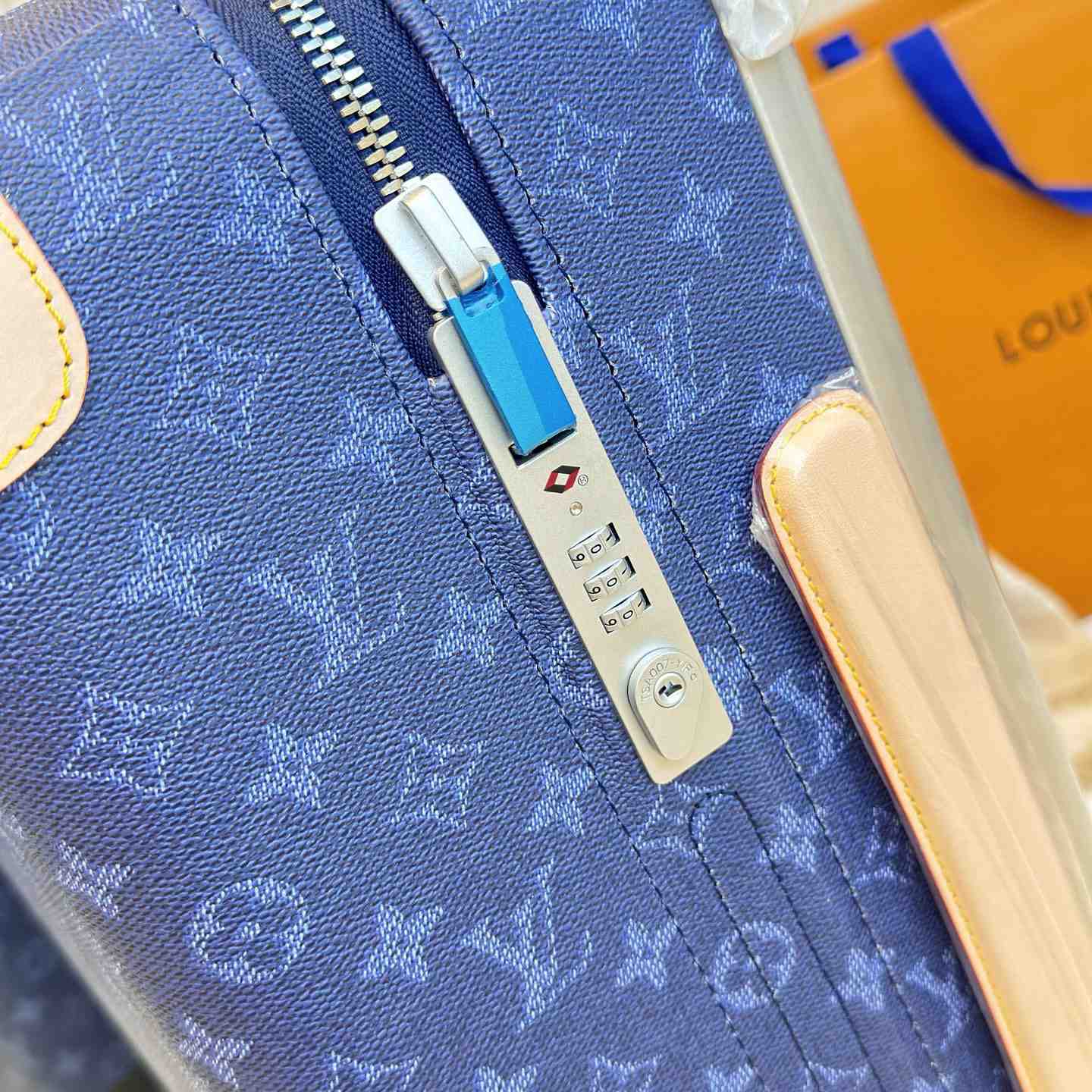 Louis Vuitton Horizon 55 M26862 - DesignerGu