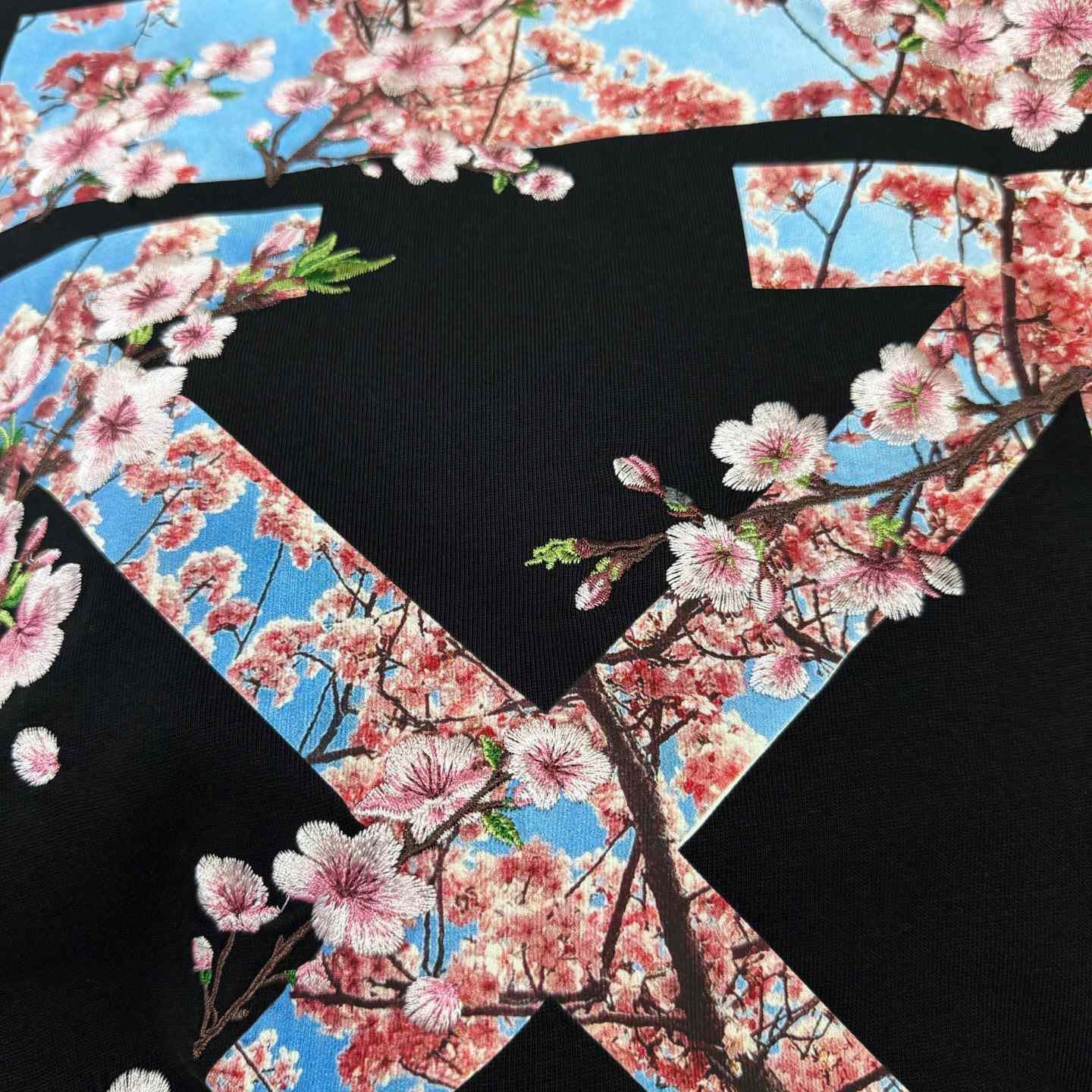 Off-White Embroidered Cherry Blossom Arrow Logo T-Shirt 'Black' - DesignerGu
