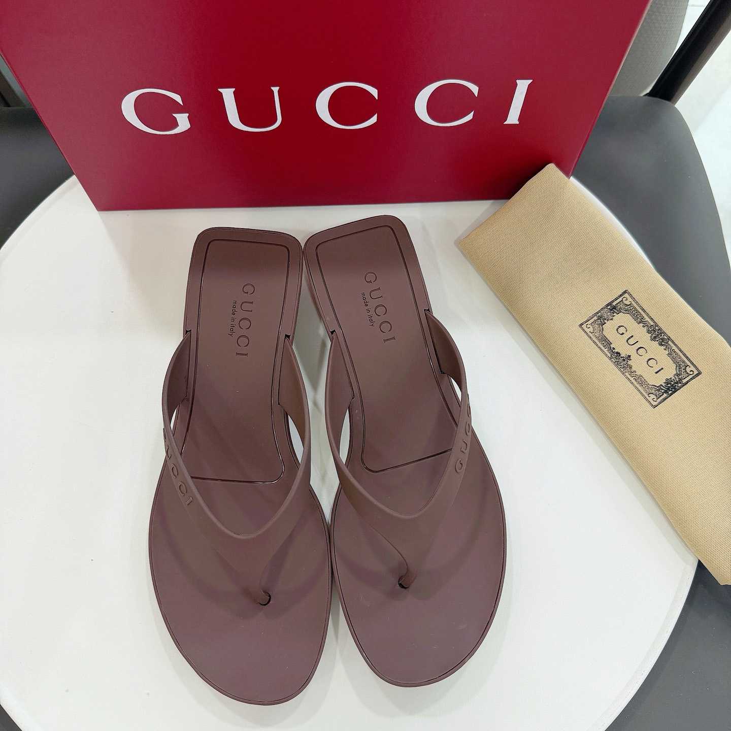 Gucci Vittoria Thong - DesignerGu