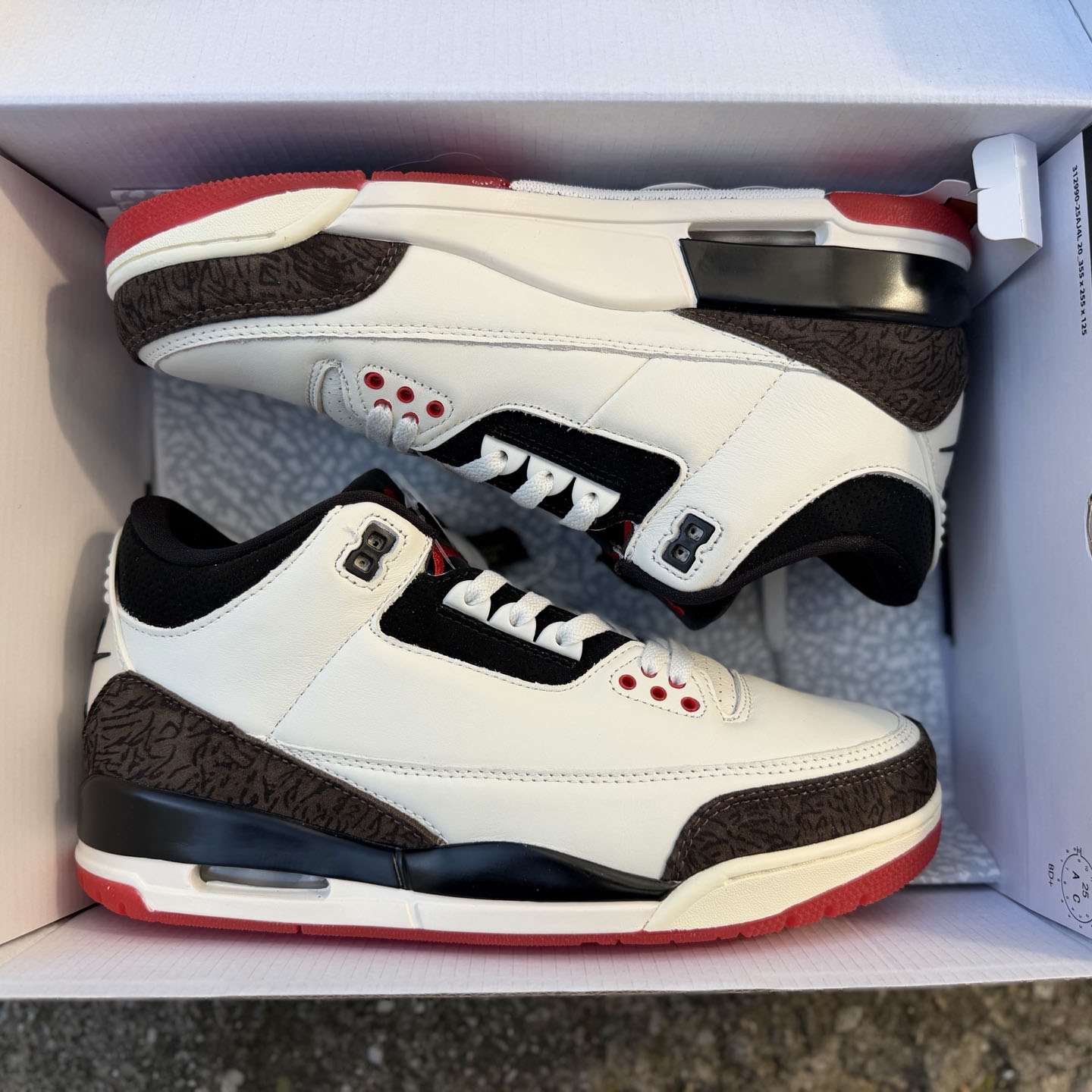 Jordan Air Jordan 3 Retro OGWorld's Best Dad Sneaker  IF4396-103 - DesignerGu
