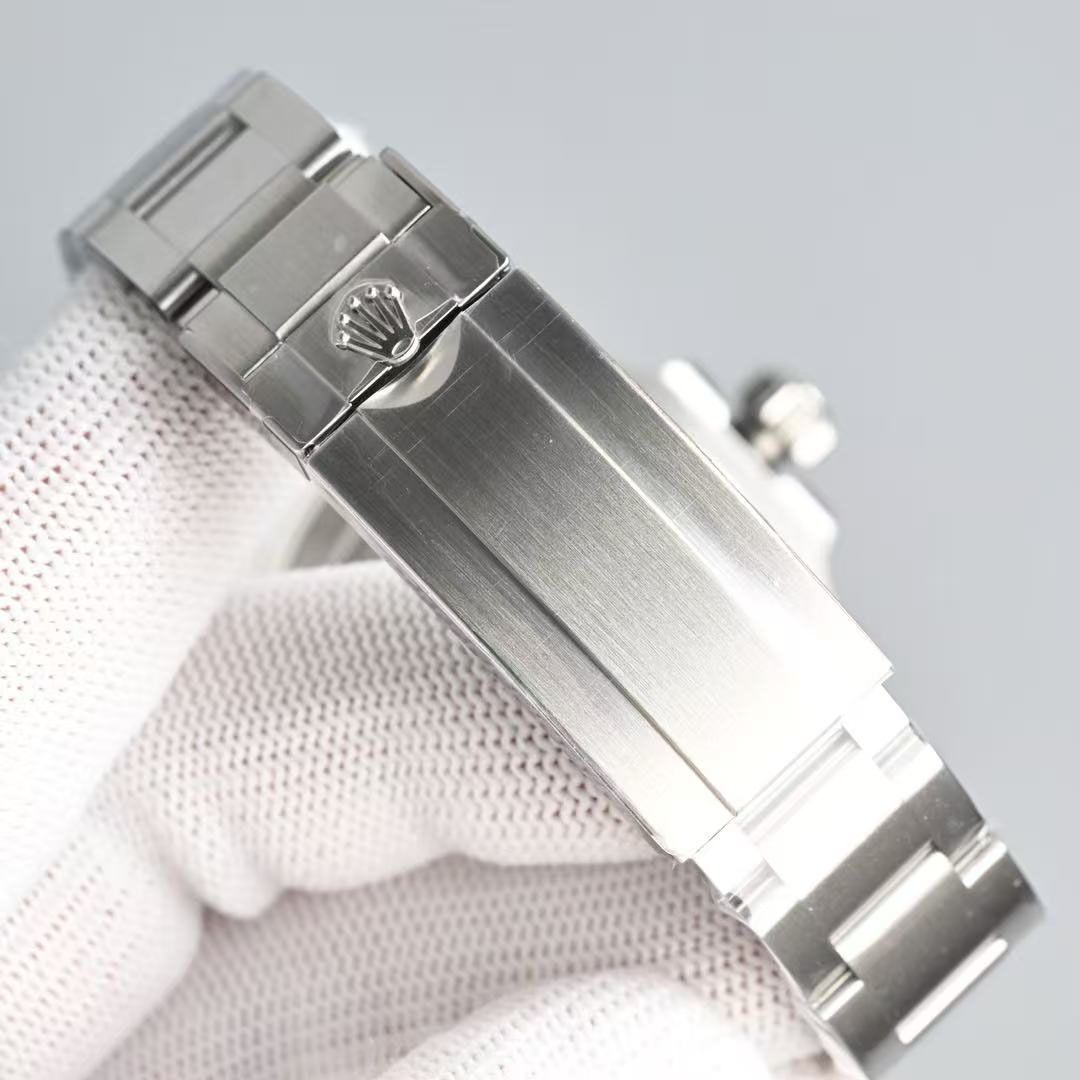 Rolex Submariner   Watch  40mm - DesignerGu